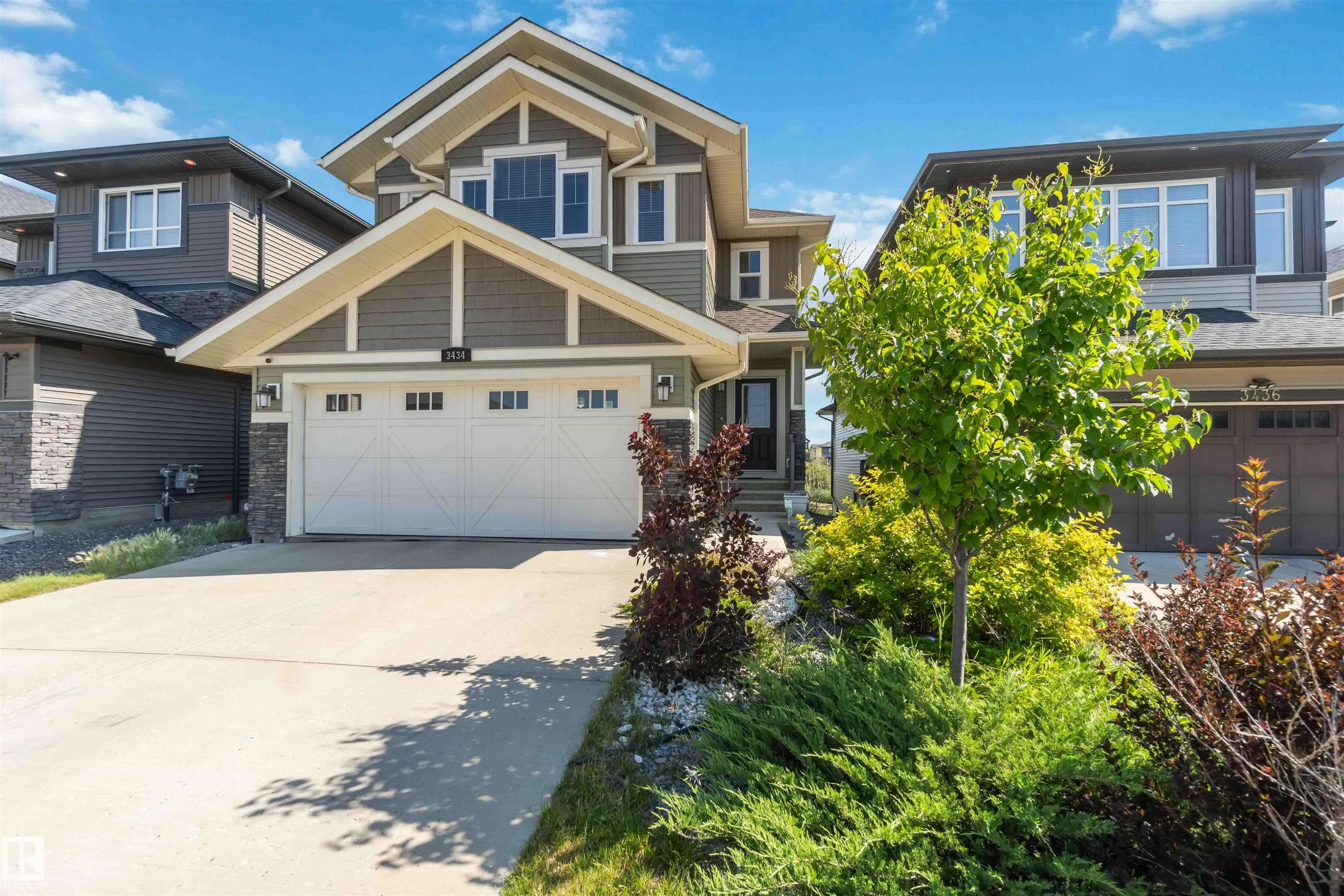 3434 Parker Loop