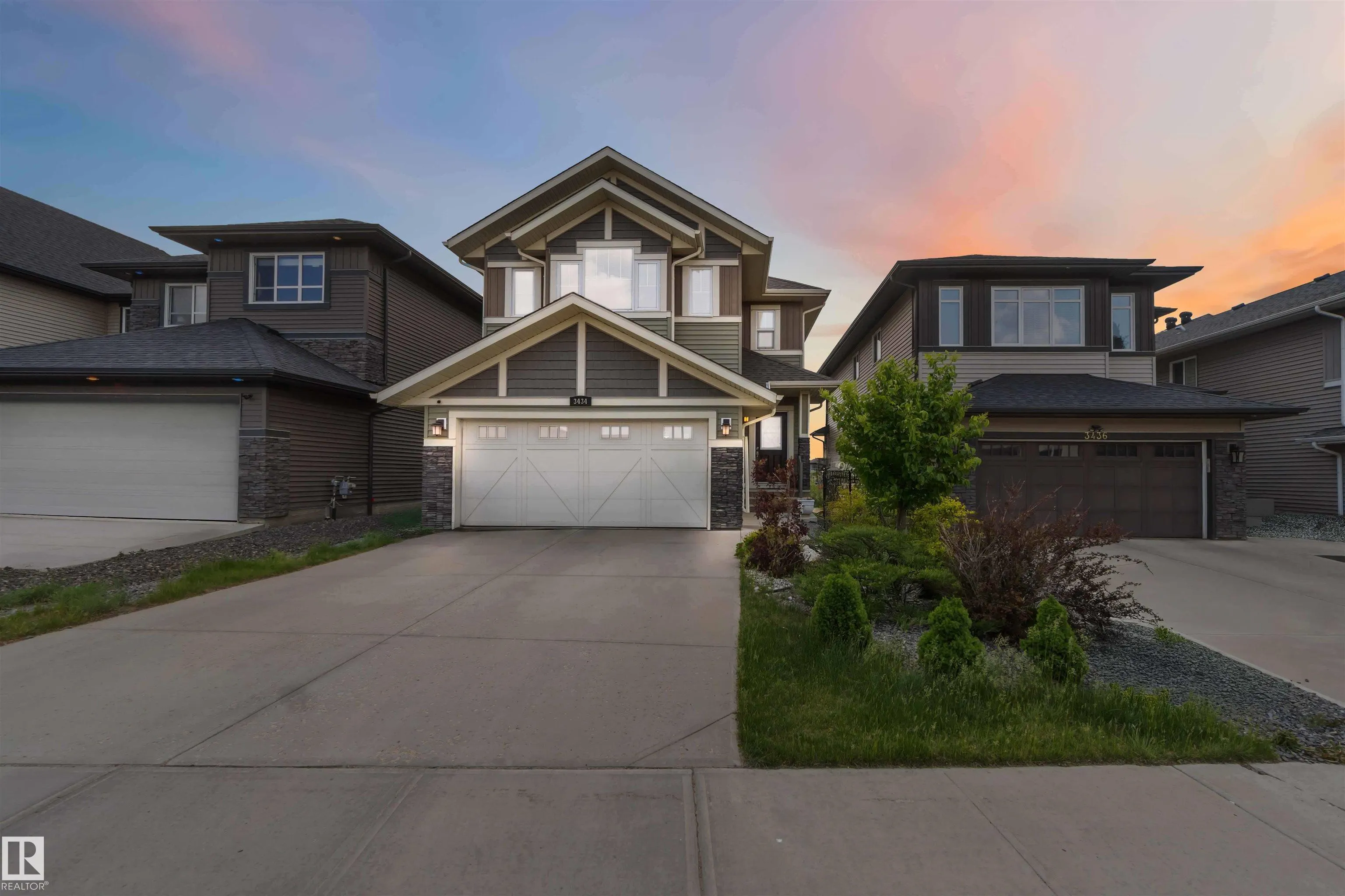 3434 Parker Loop