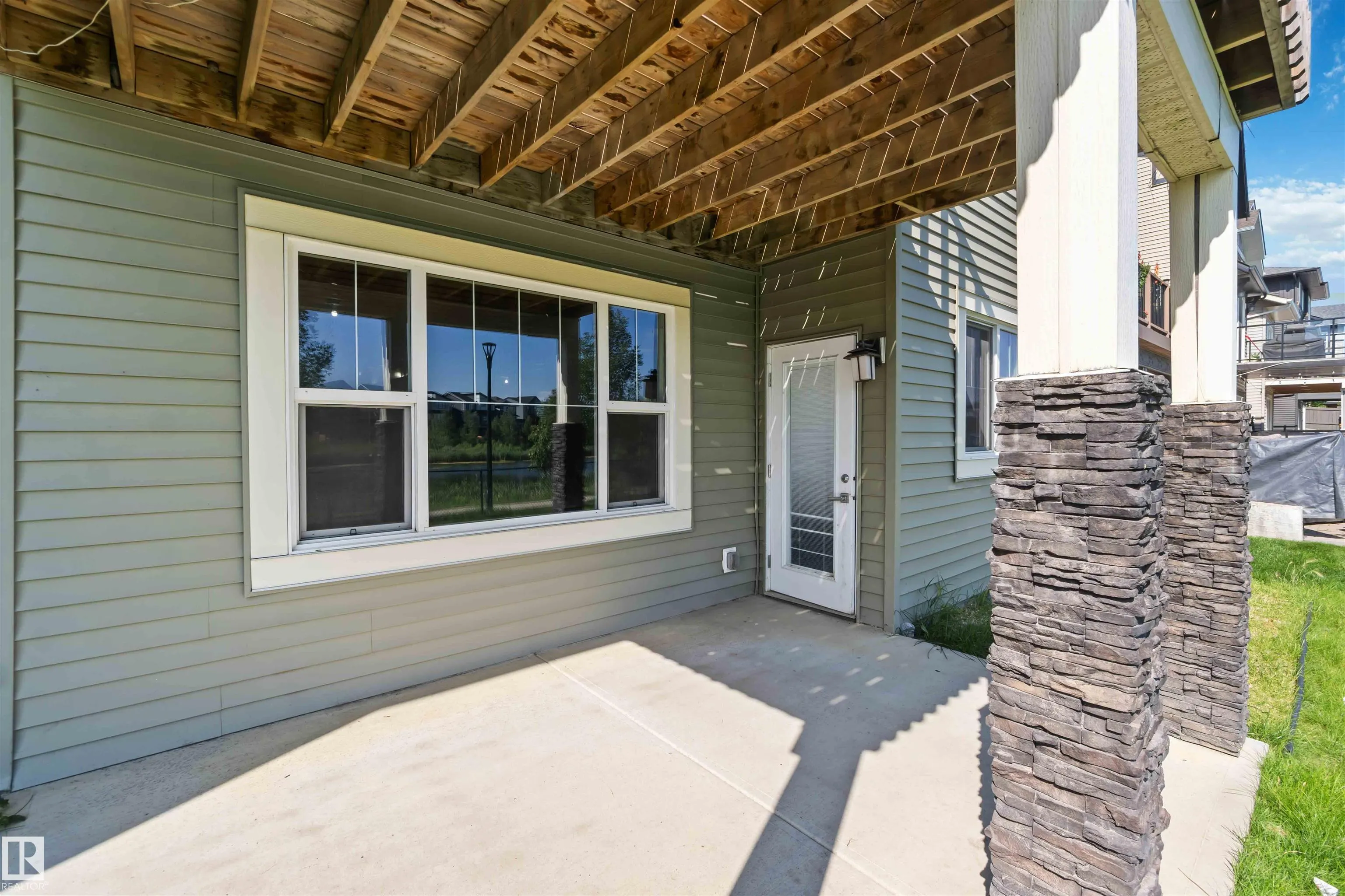 3434 Parker Loop
