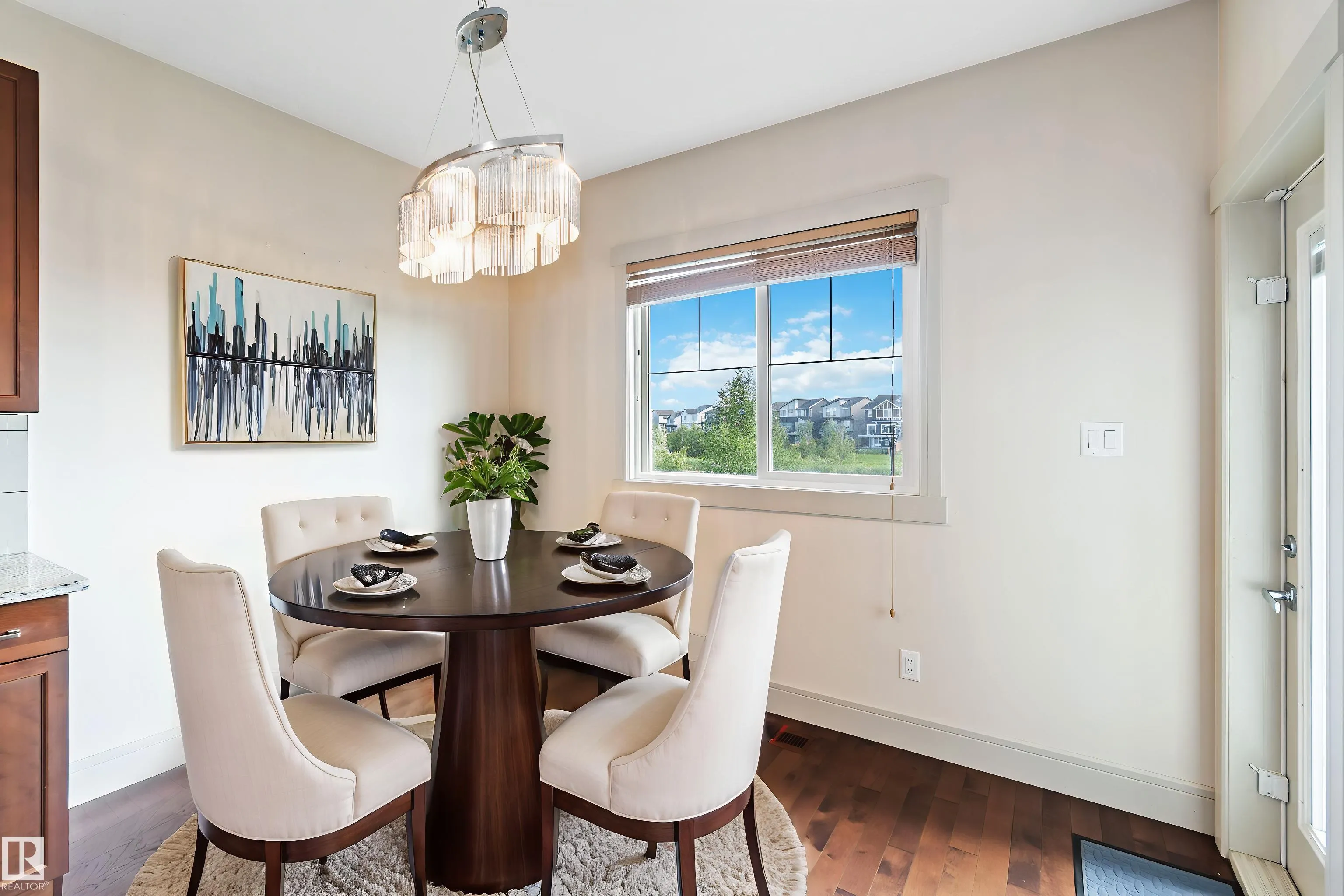 3434 Parker Loop