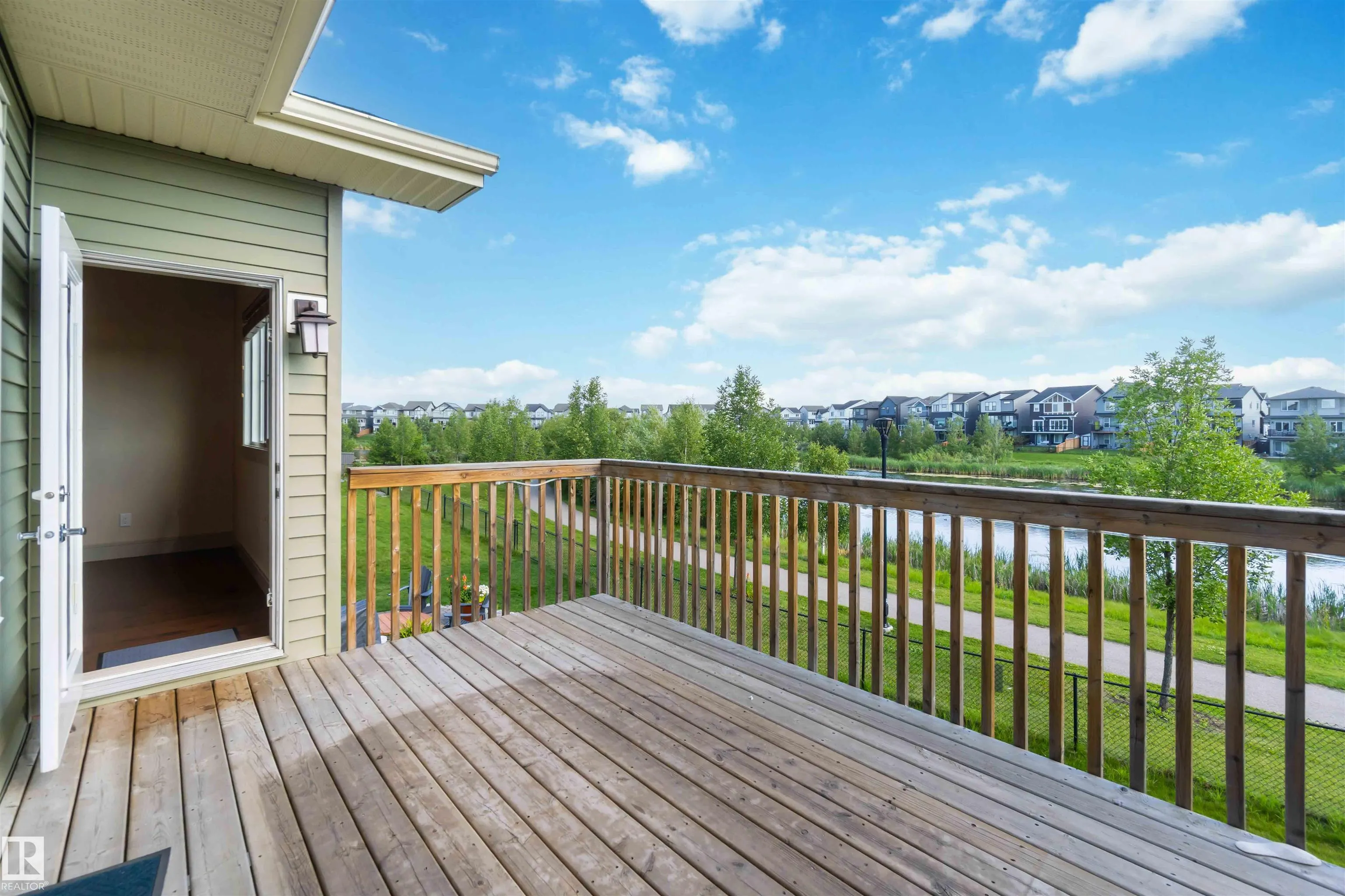 3434 Parker Loop