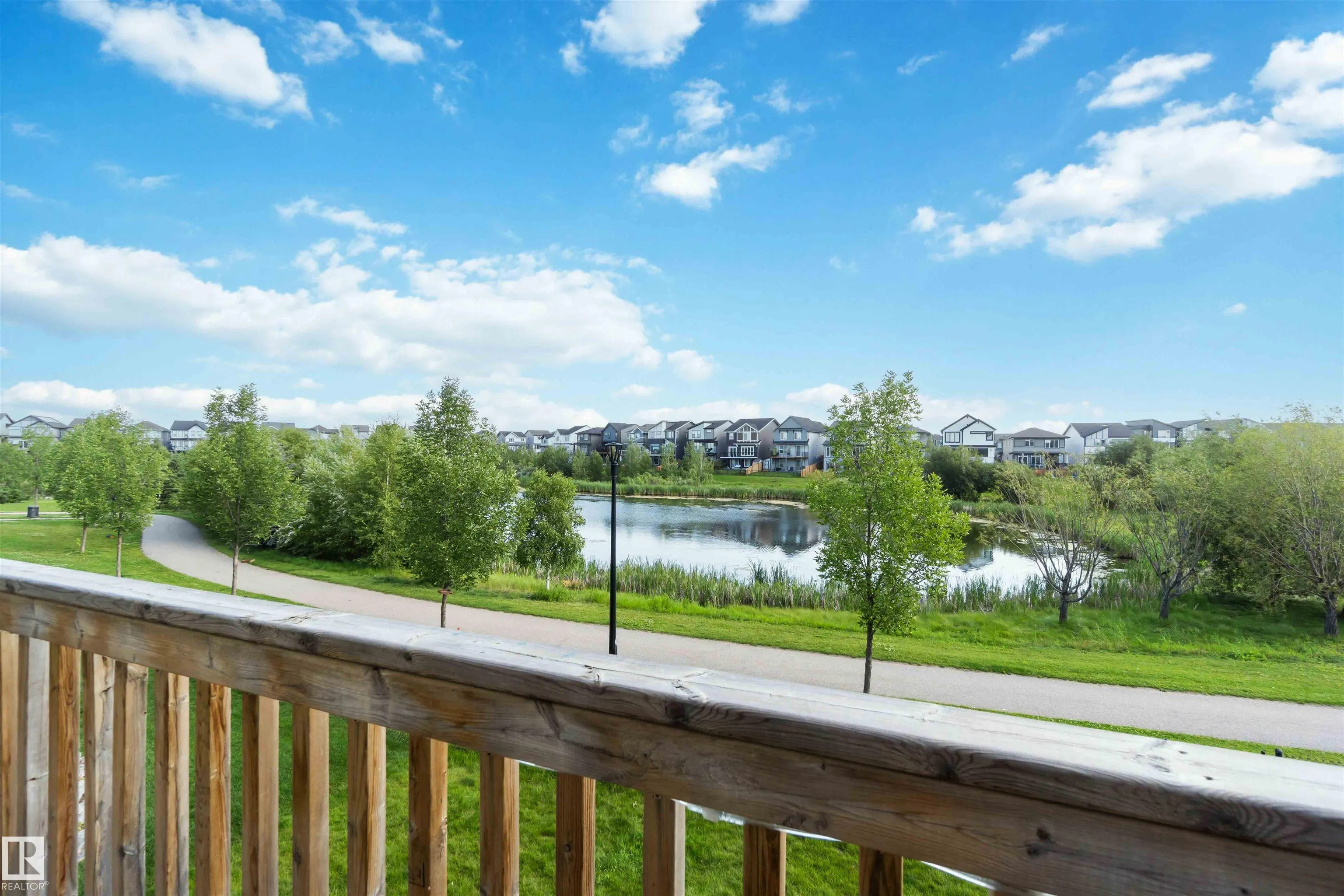 3434 Parker Loop