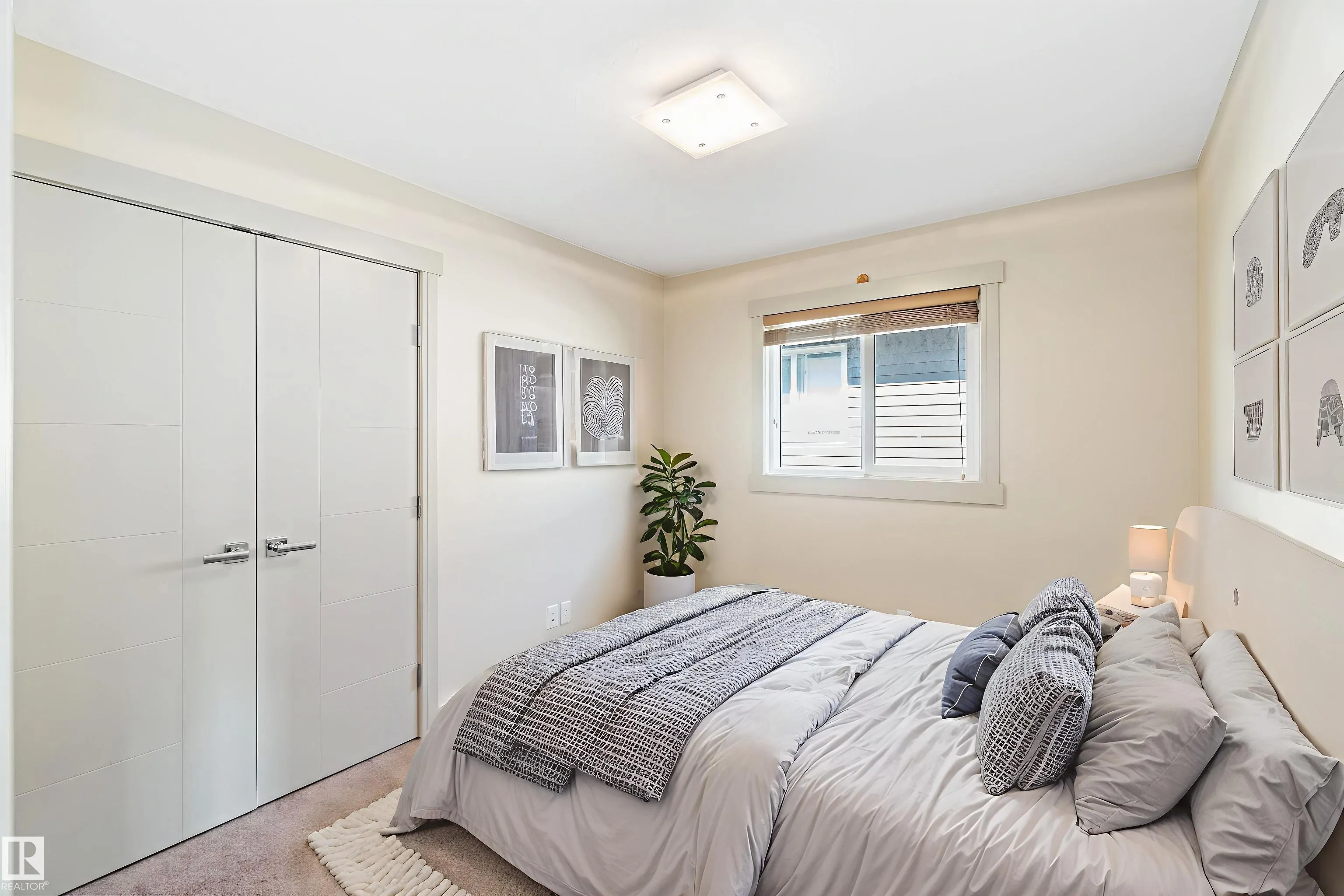 3434 Parker Loop