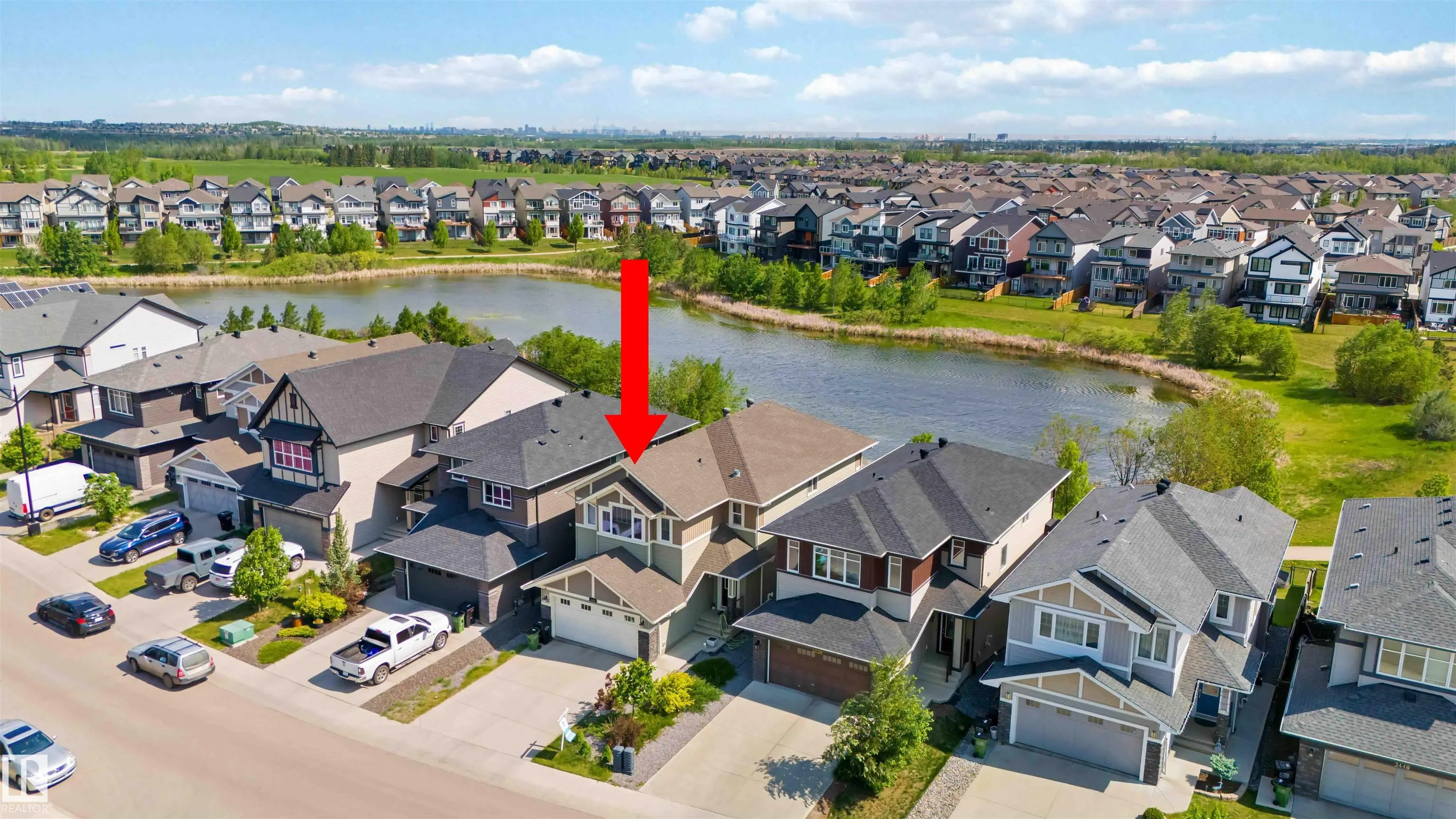 3434 Parker Loop