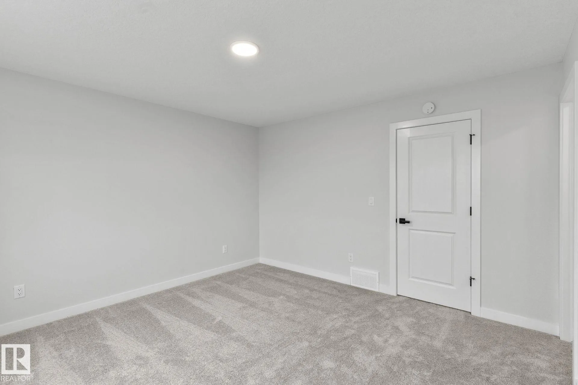 11 SERENO Lane