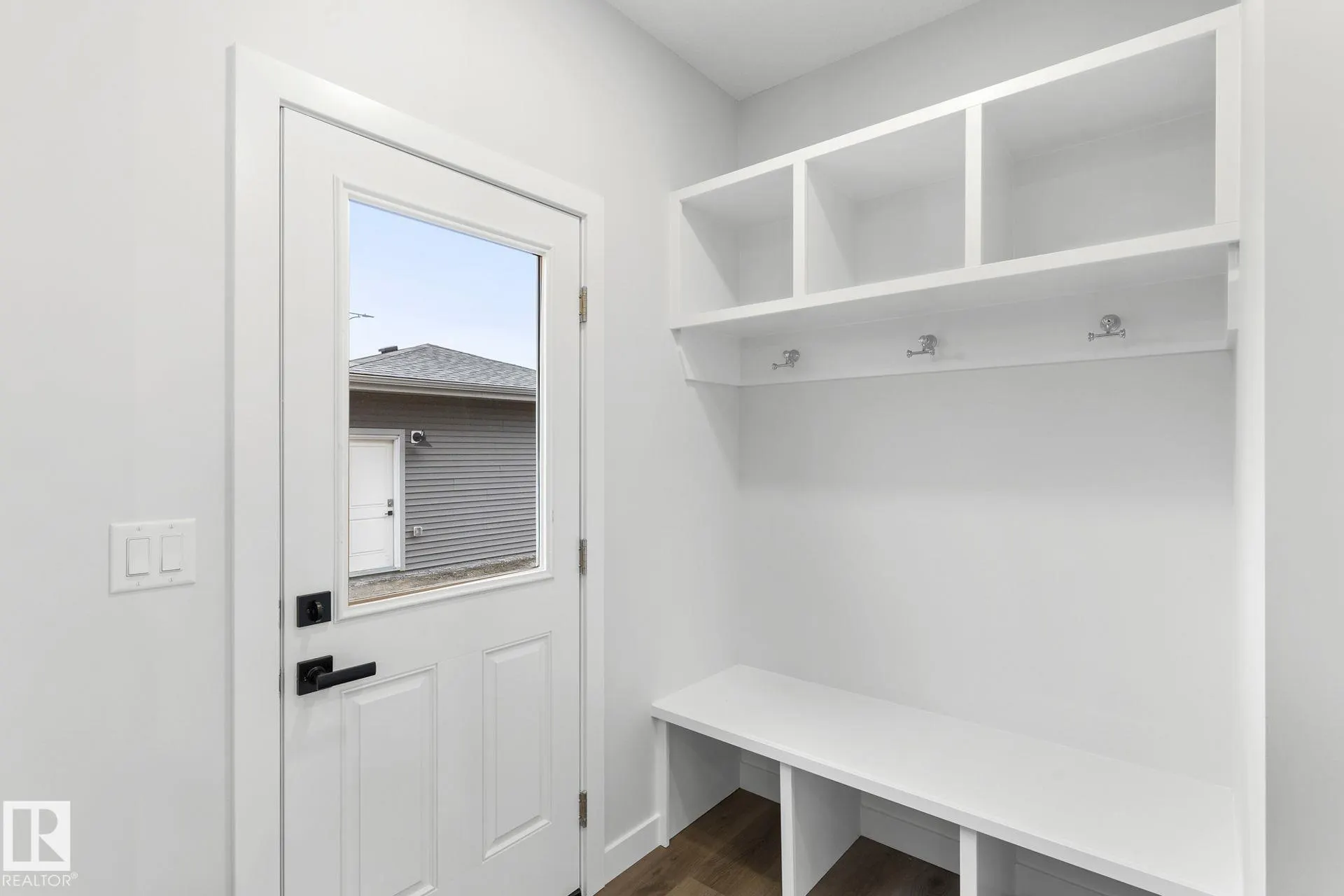 11 SERENO Lane