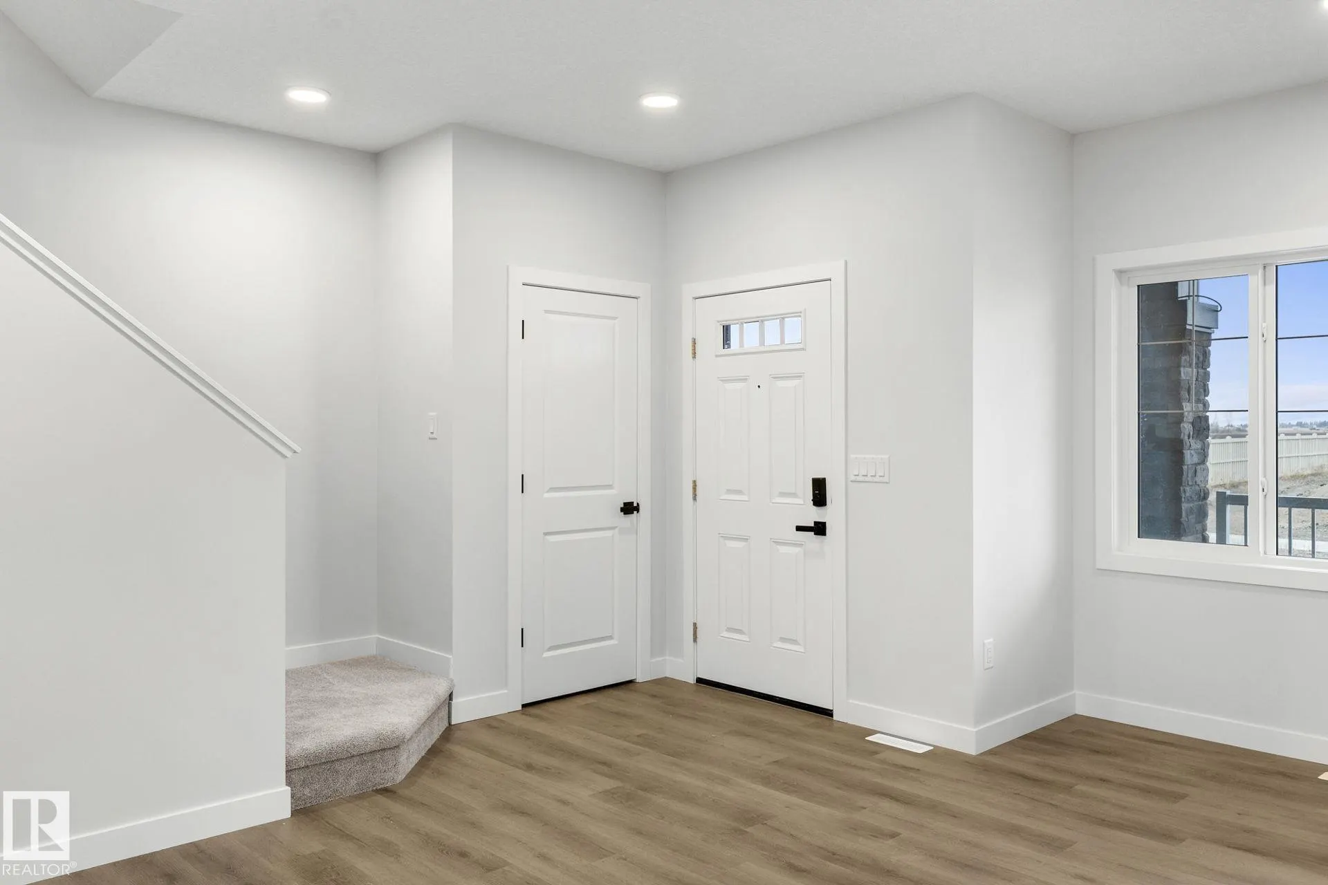 11 SERENO Lane