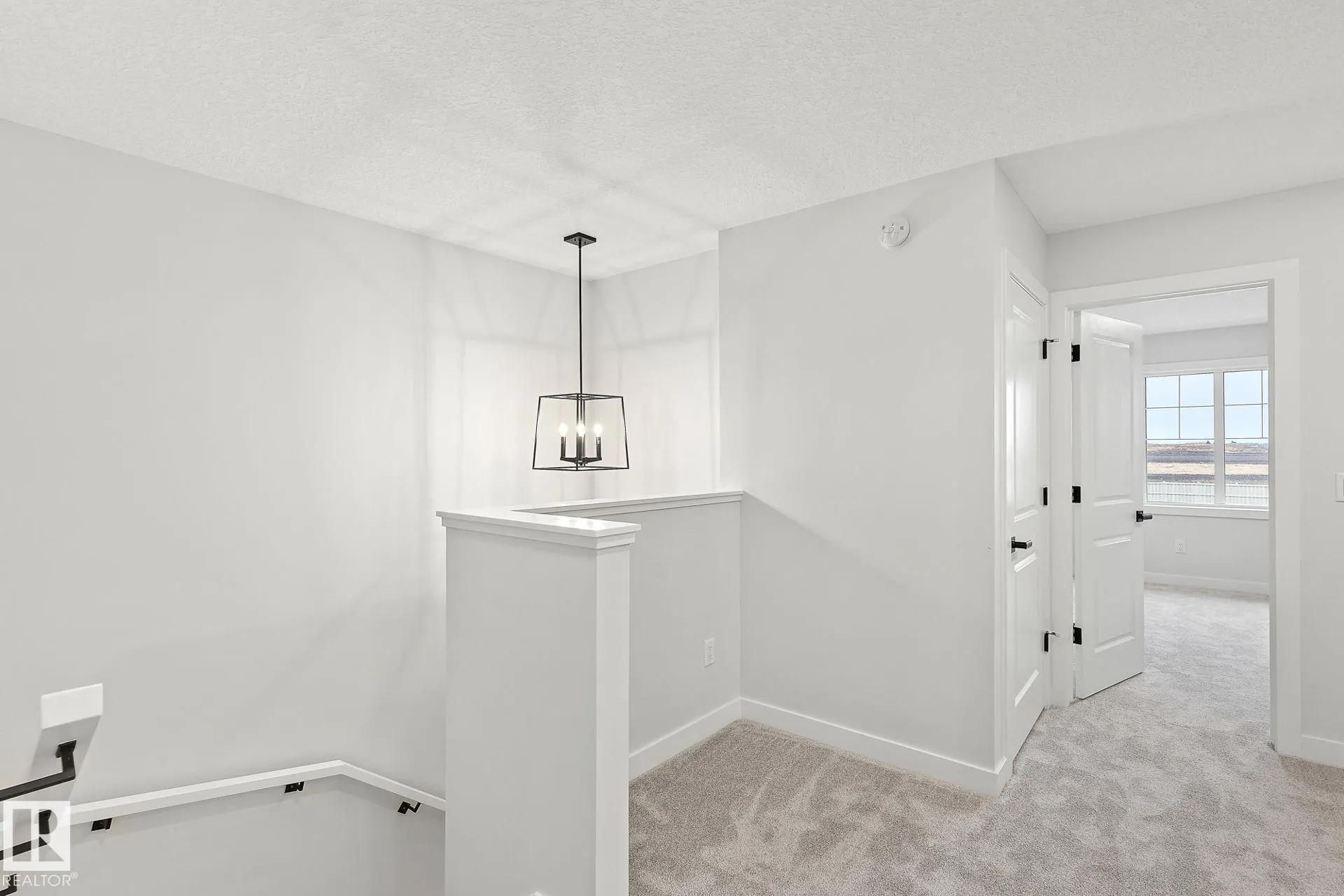 11 SERENO Lane