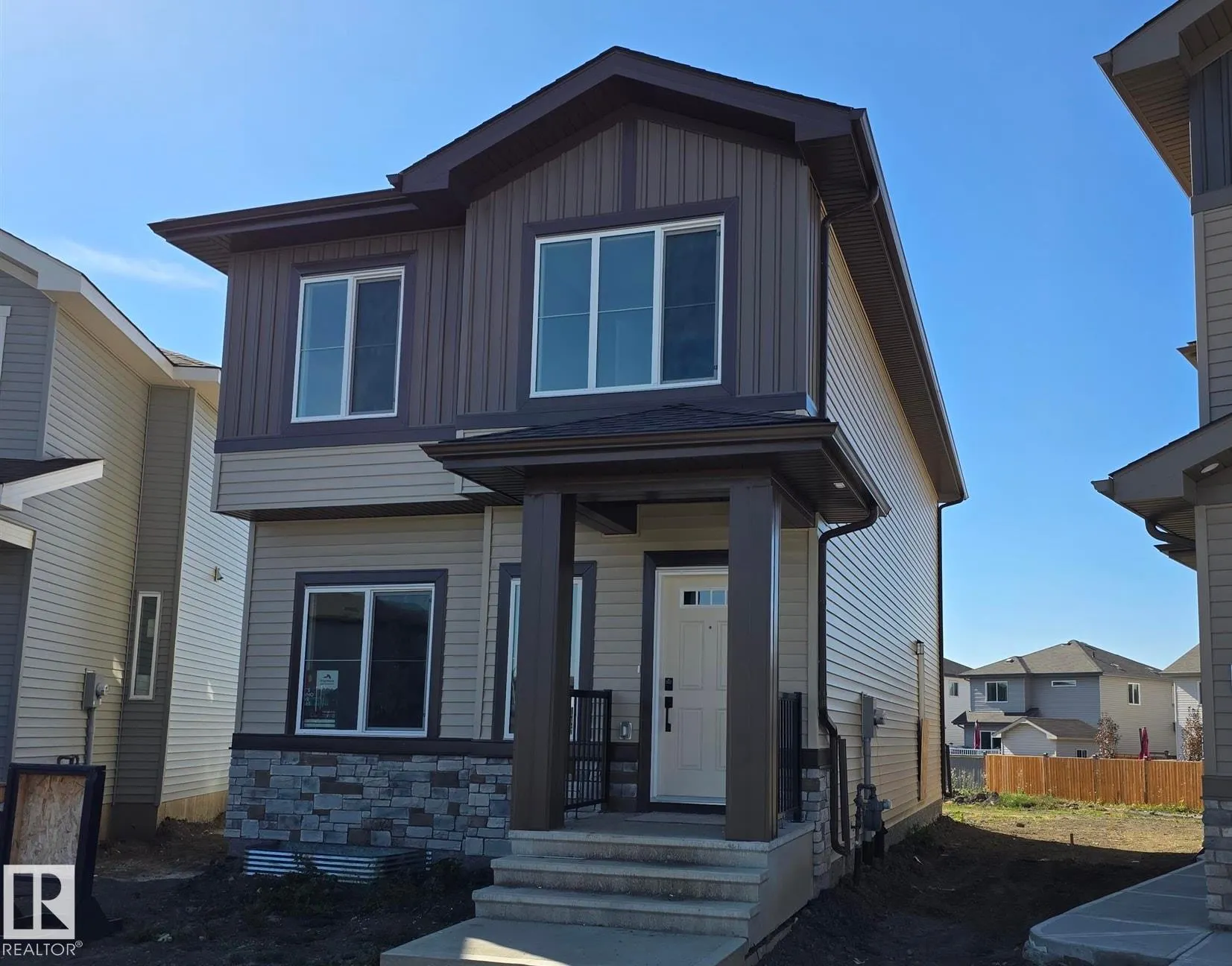 11 SERENO Lane