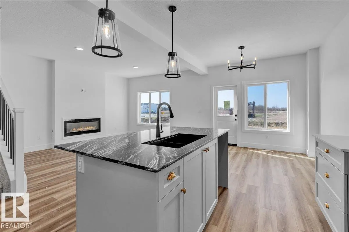 22 SERENO Lane