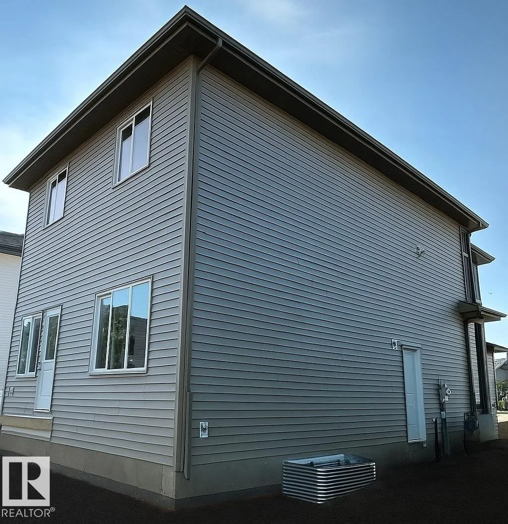 22 SERENO Lane