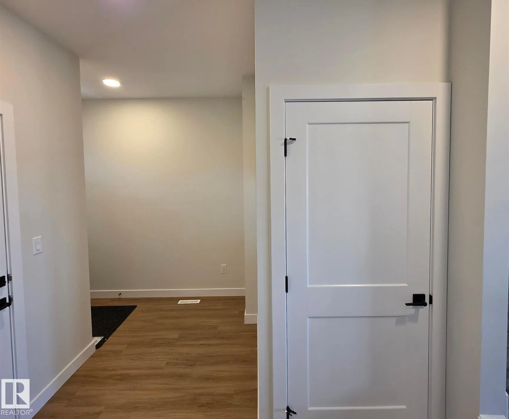 22 SERENO Lane