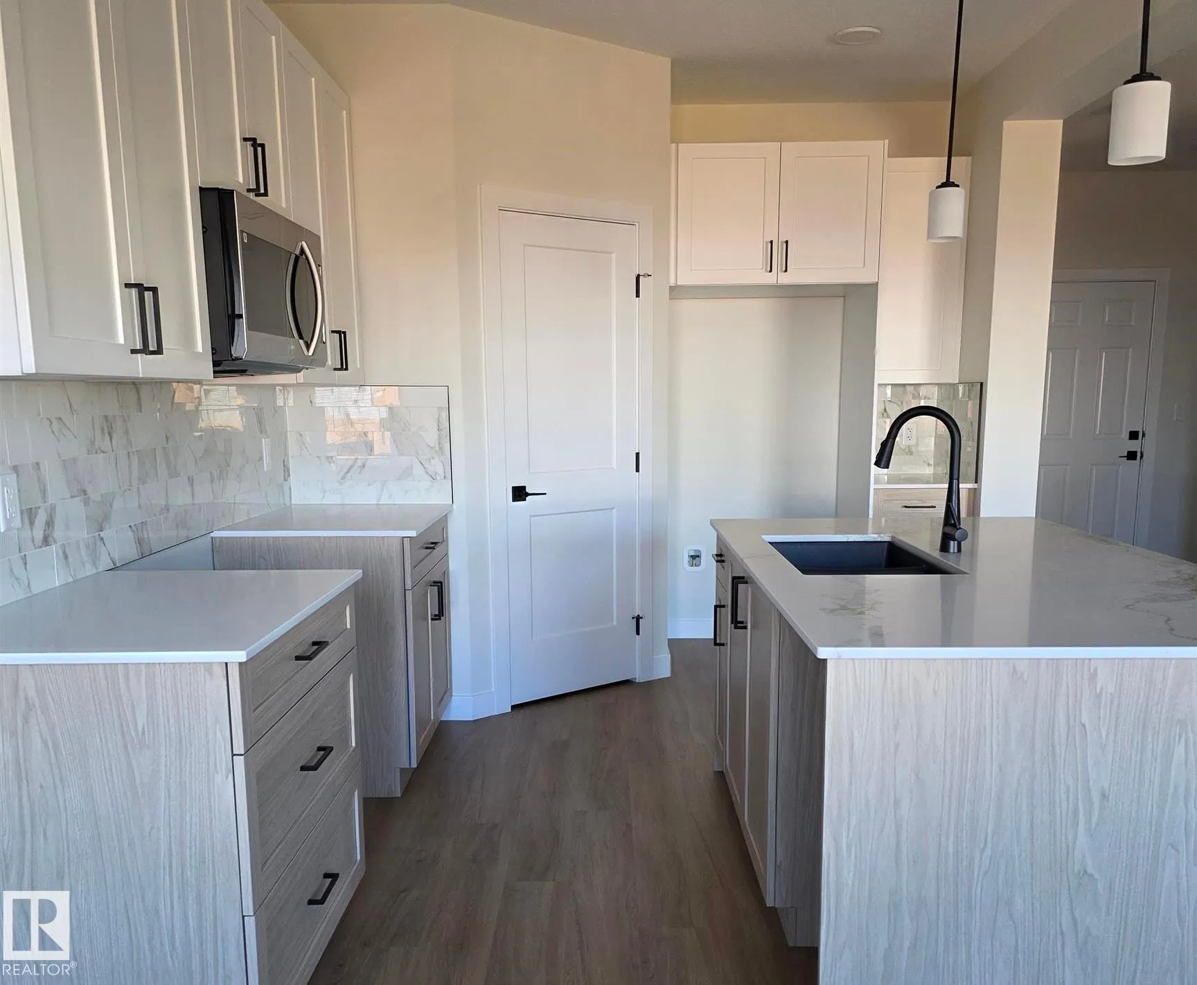 22 SERENO Lane