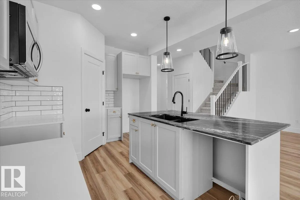 22 SERENO Lane