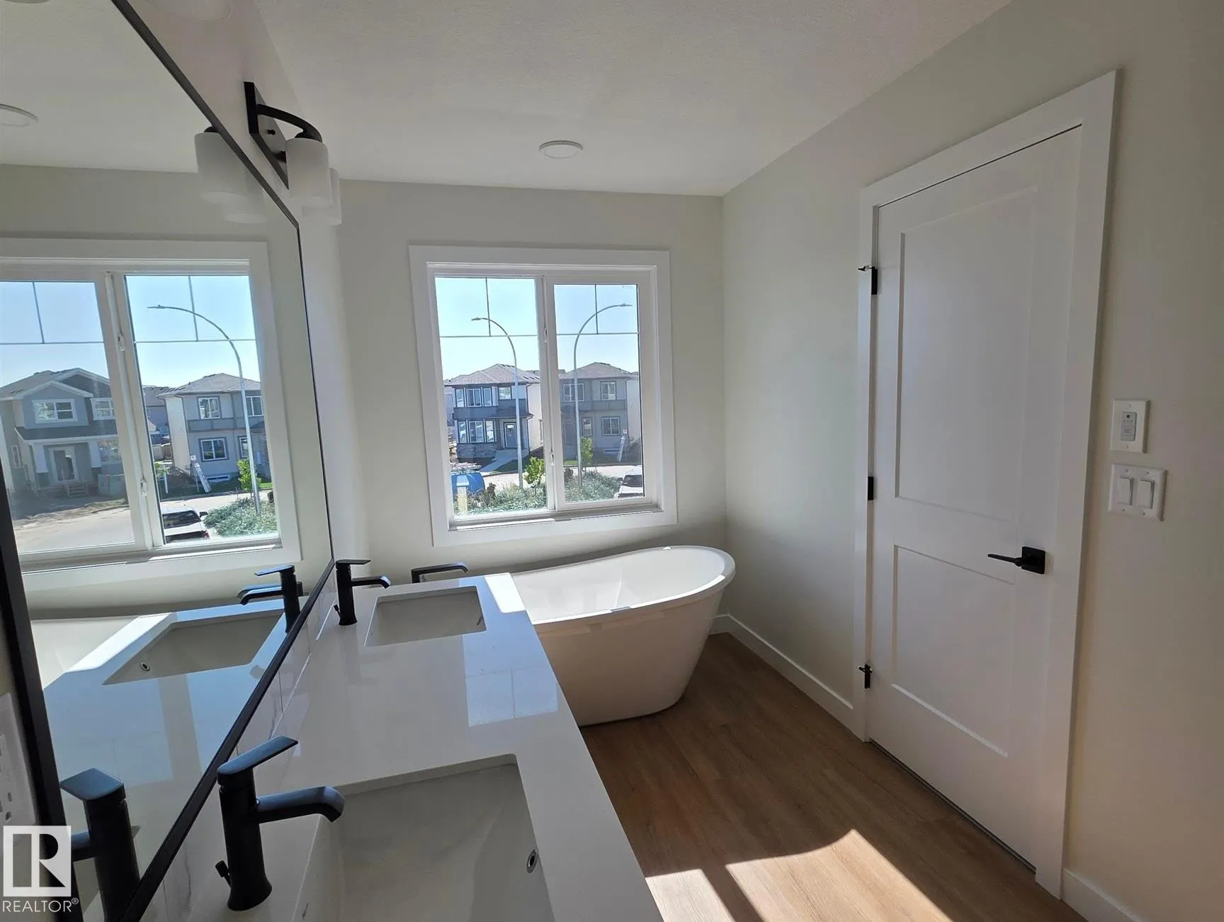 22 SERENO Lane