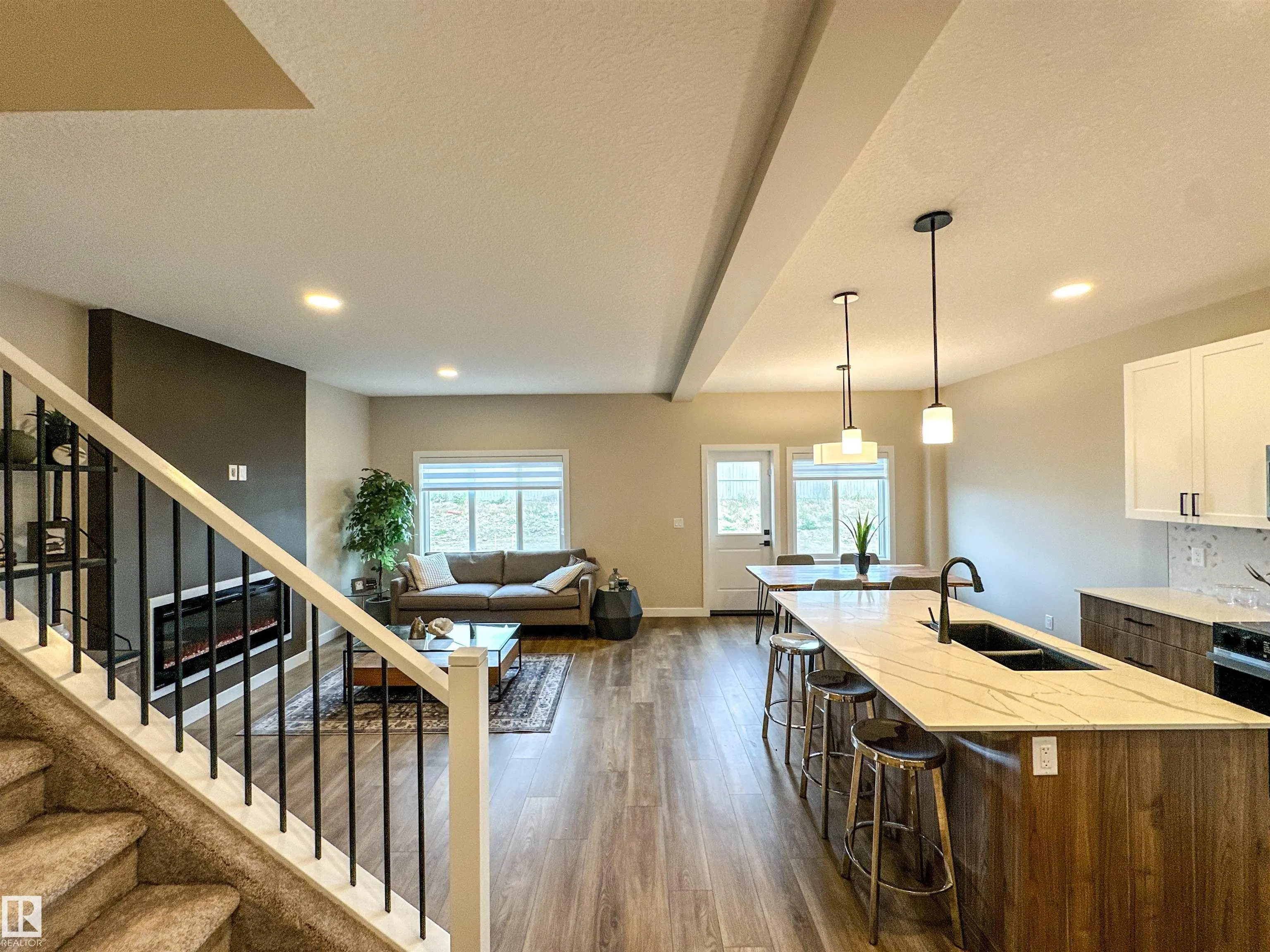 167 CALEDON Crescent