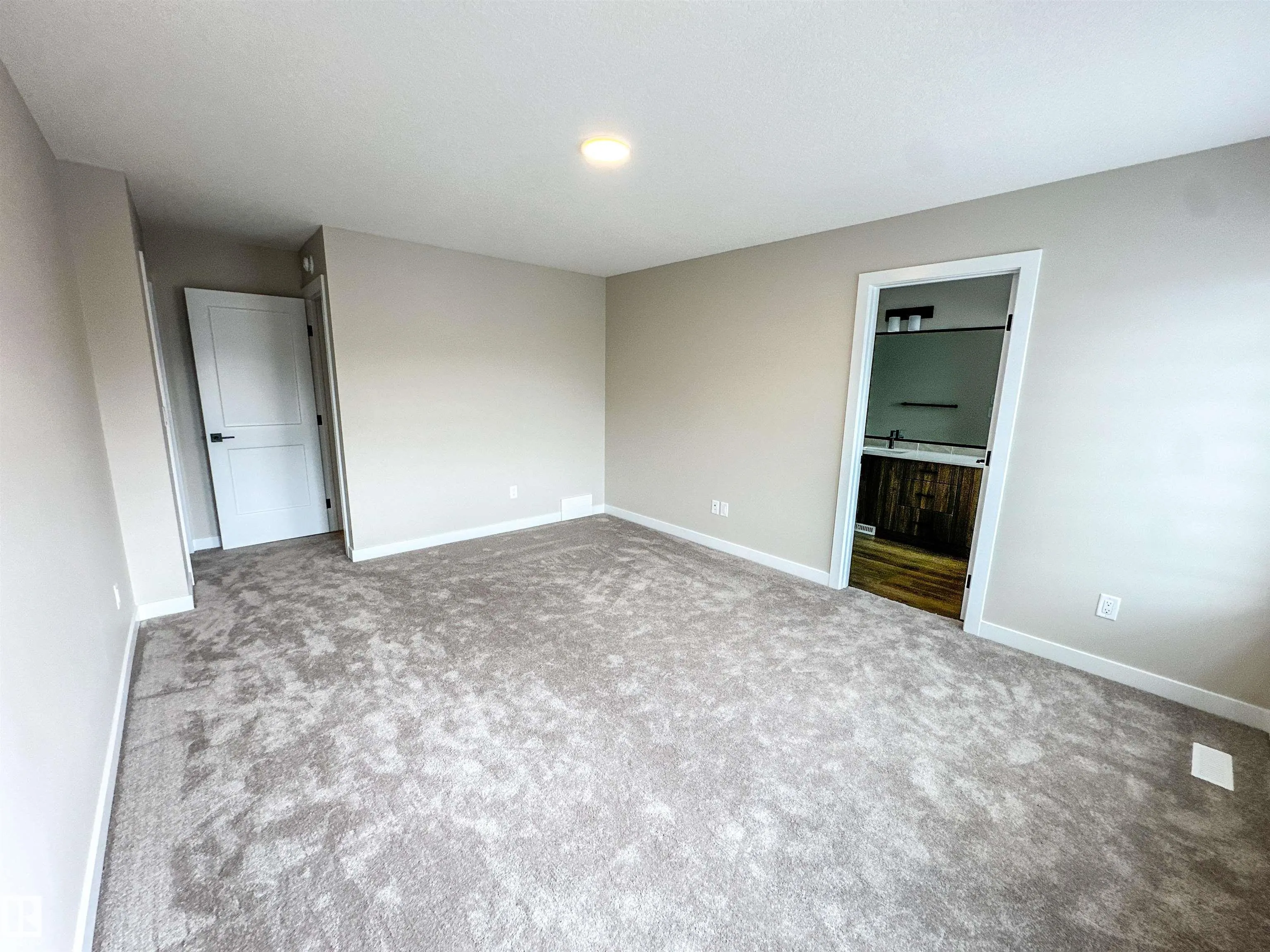 167 CALEDON Crescent