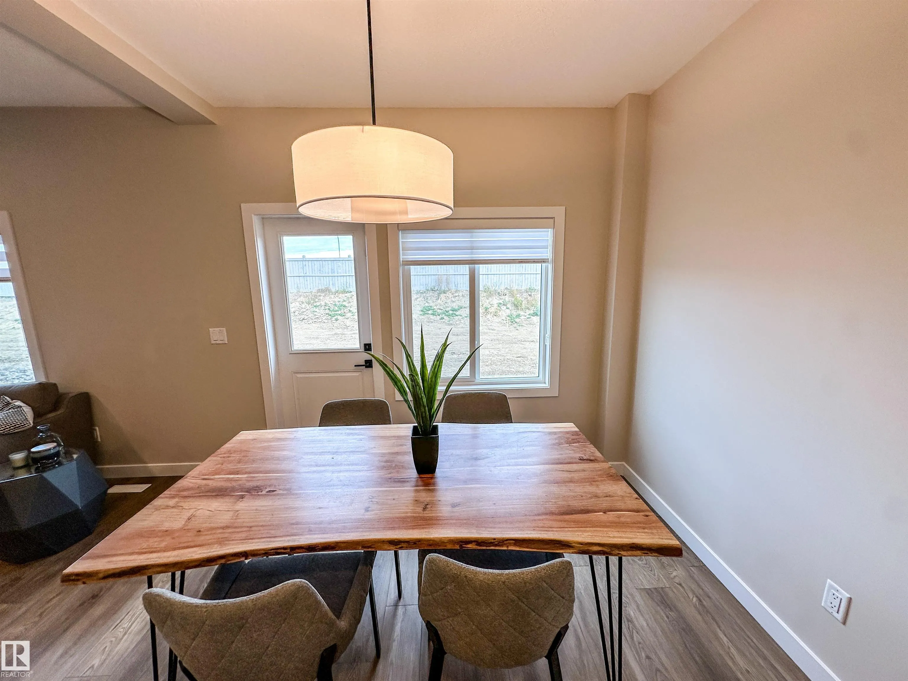 167 CALEDON Crescent