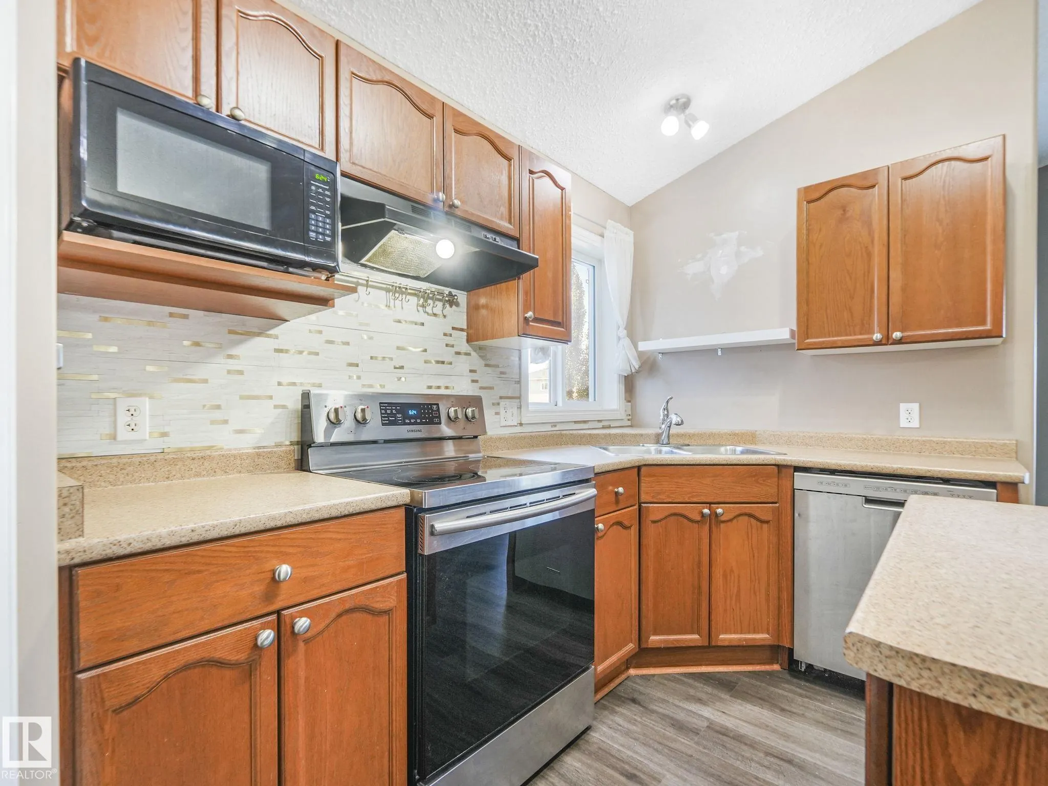 238 AVENA Circle