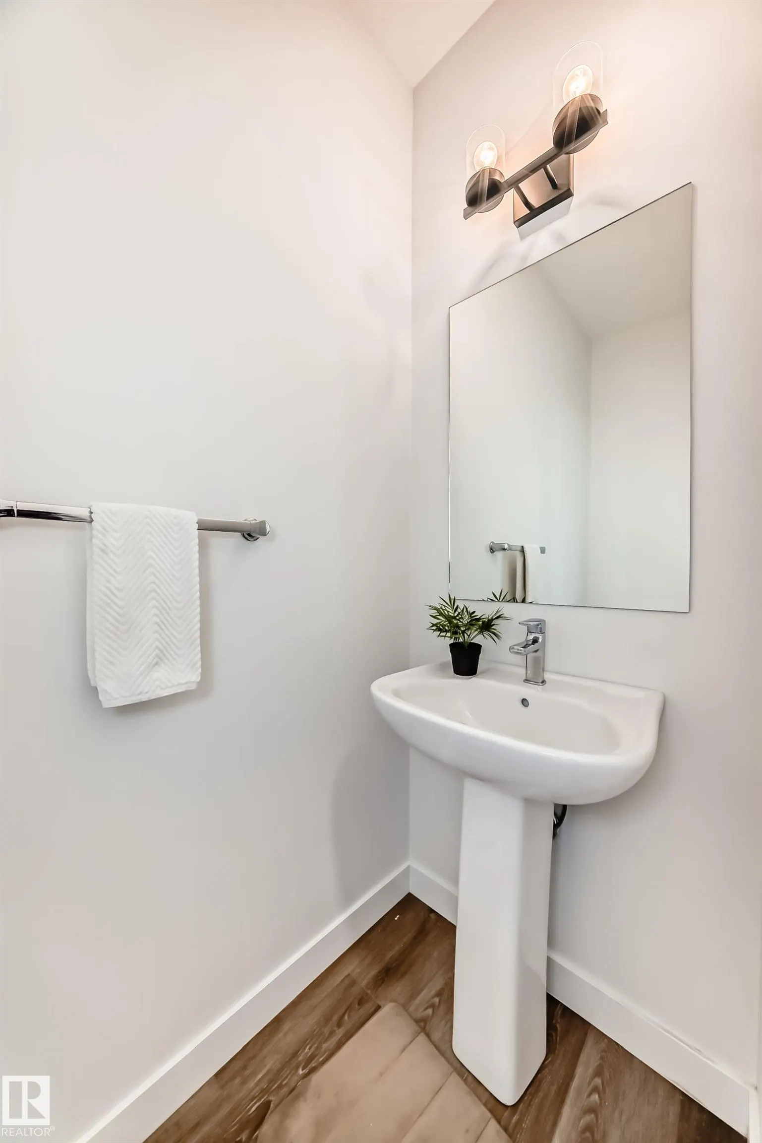 54 Sienna Blvd