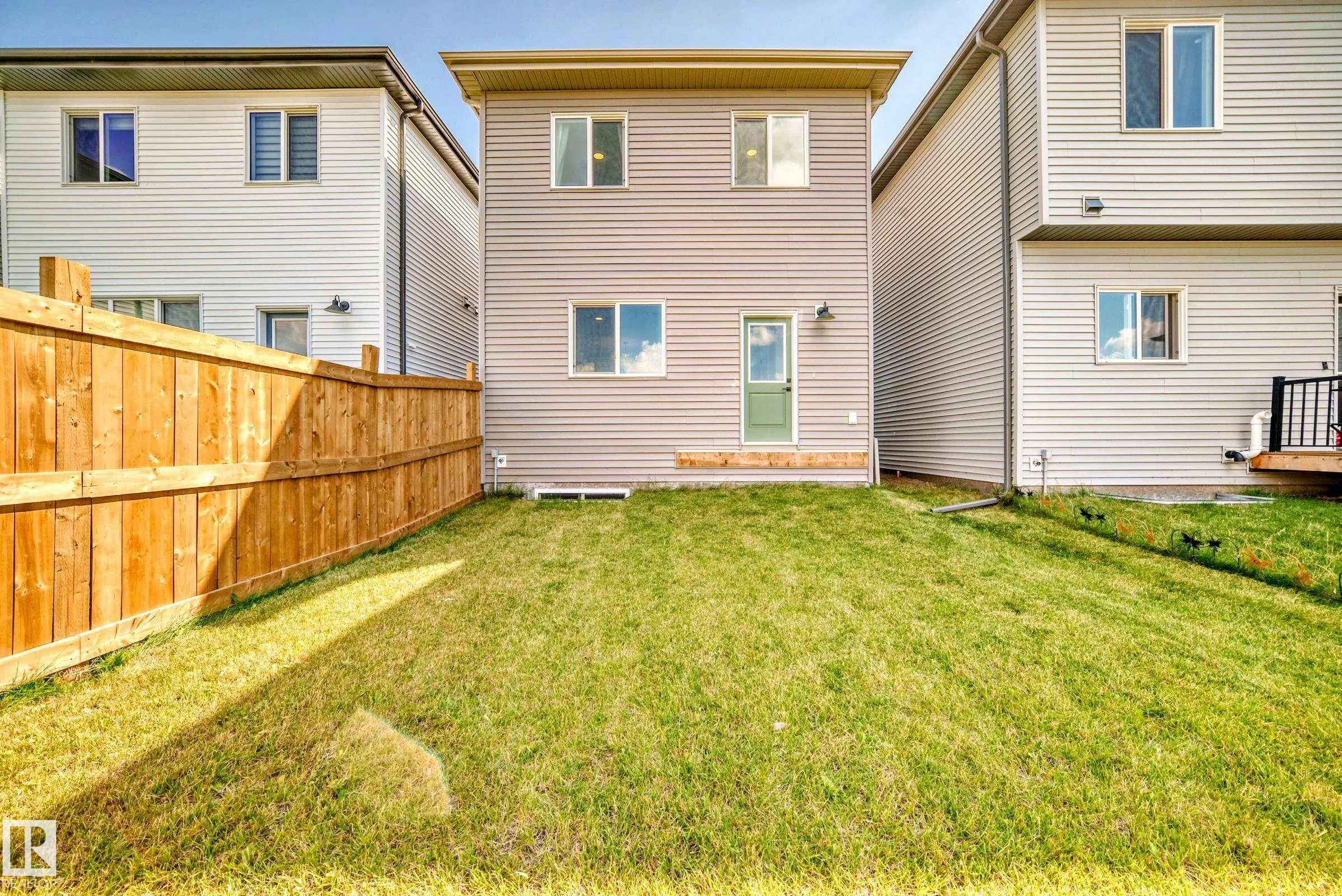 54 Sienna Blvd