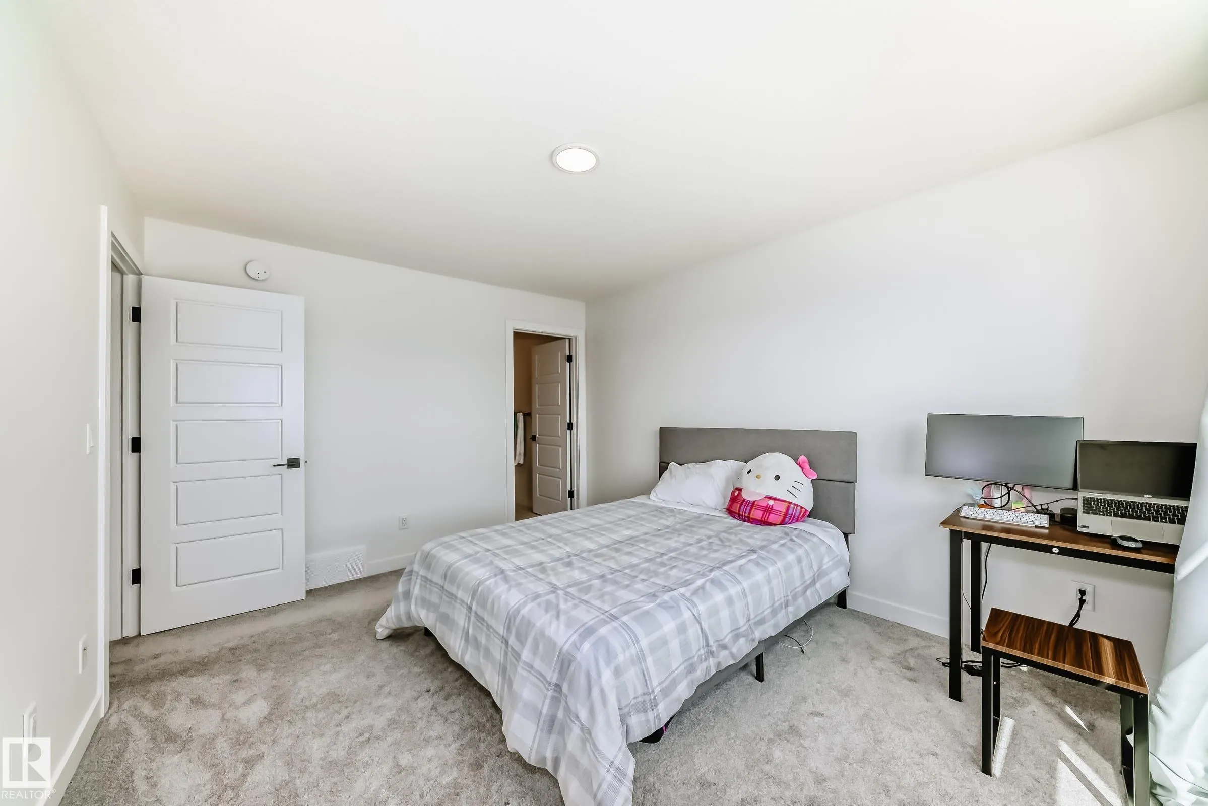 54 Sienna Blvd