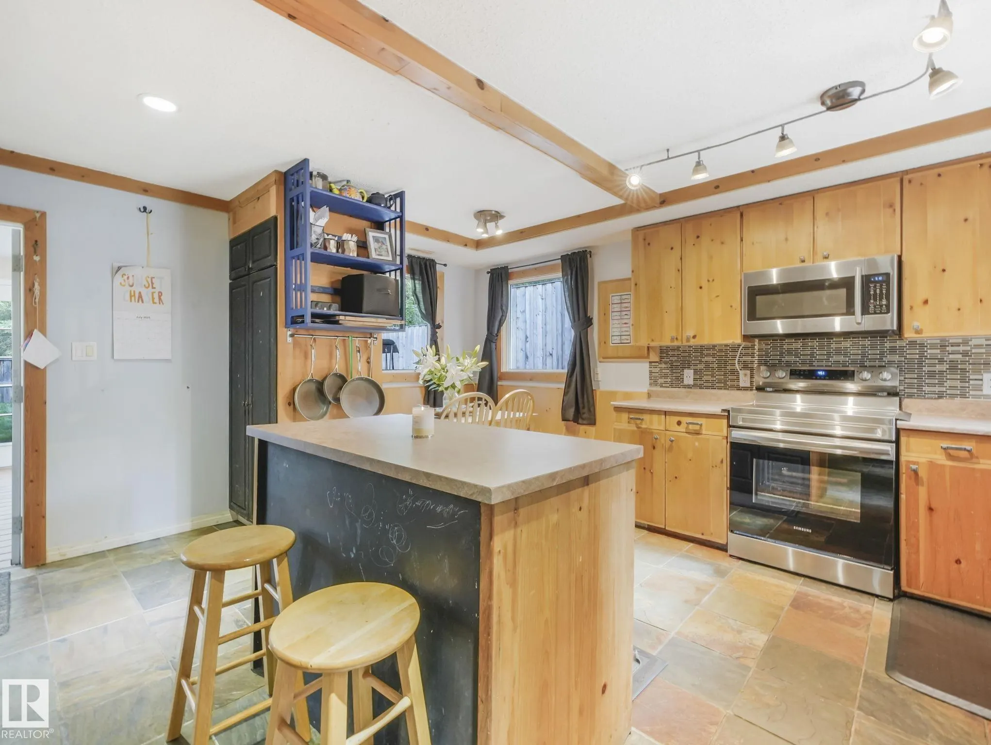 55230 RGE ROAD 10