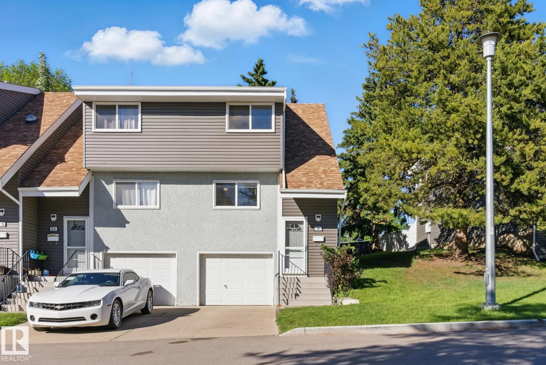 9 GRANDIN WOODS Estates