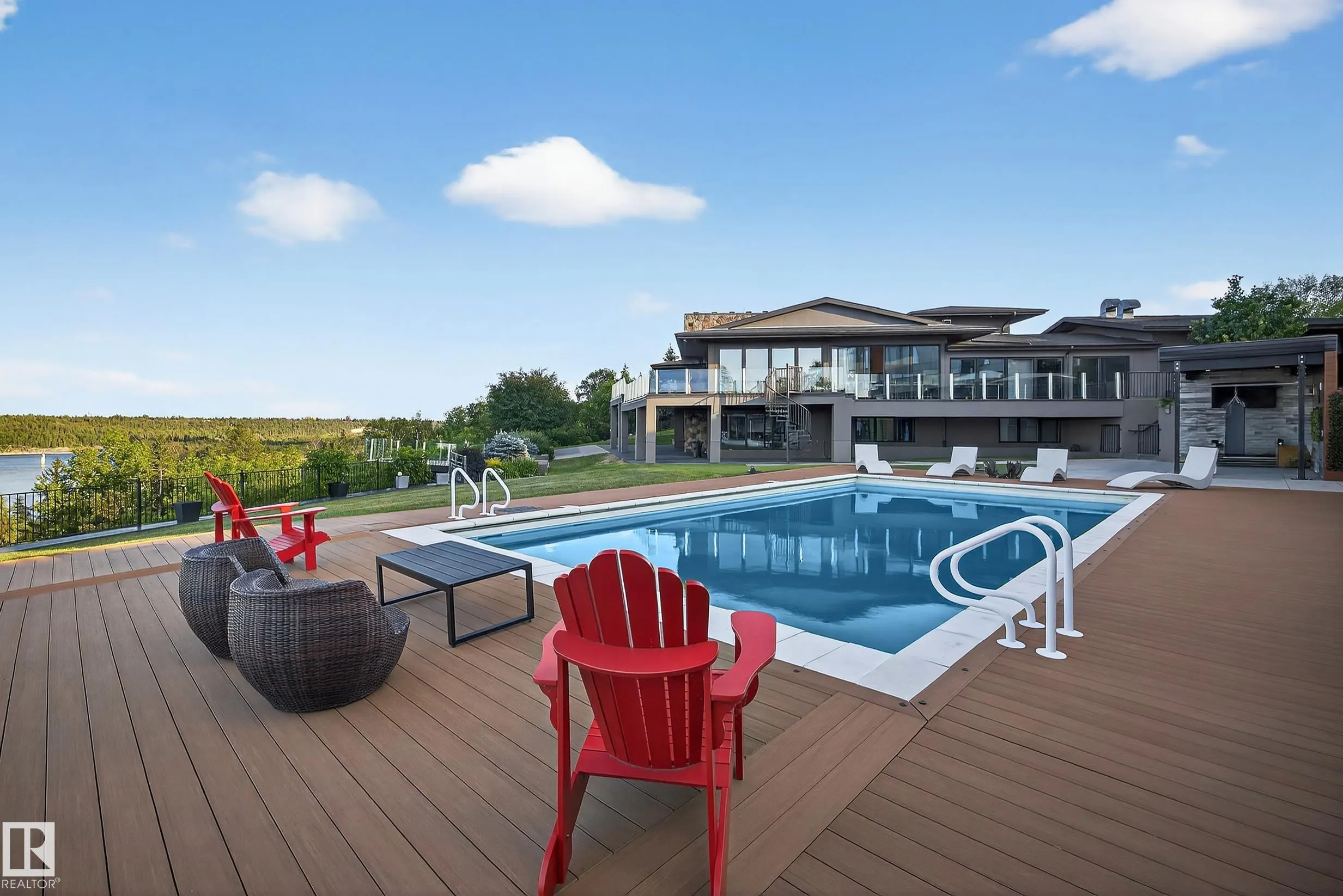 13758 VALLEYVIEW Drive