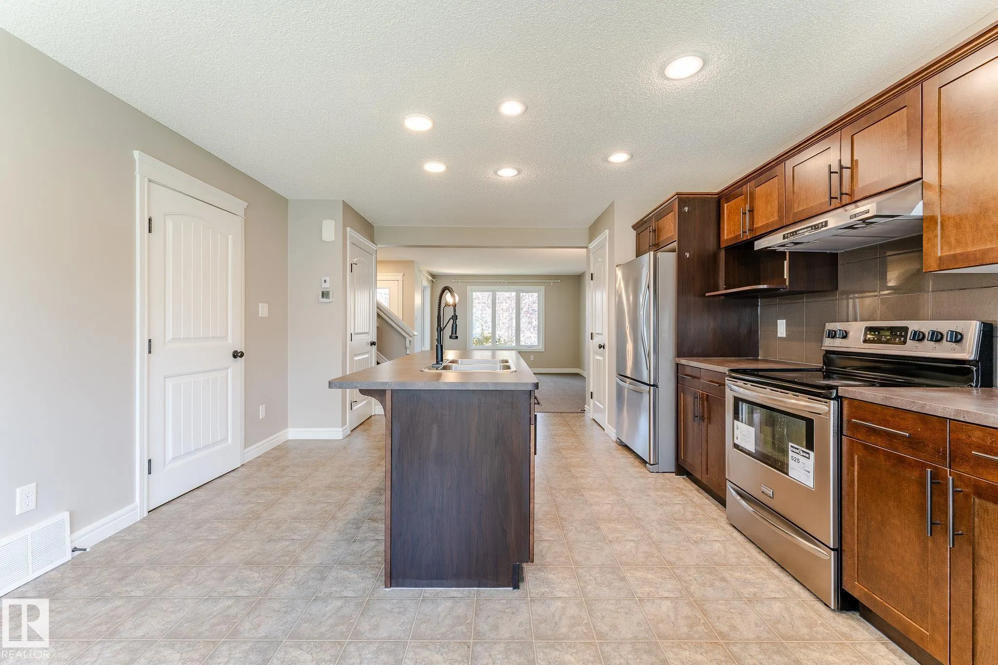 2448 Glenridding Boulevard