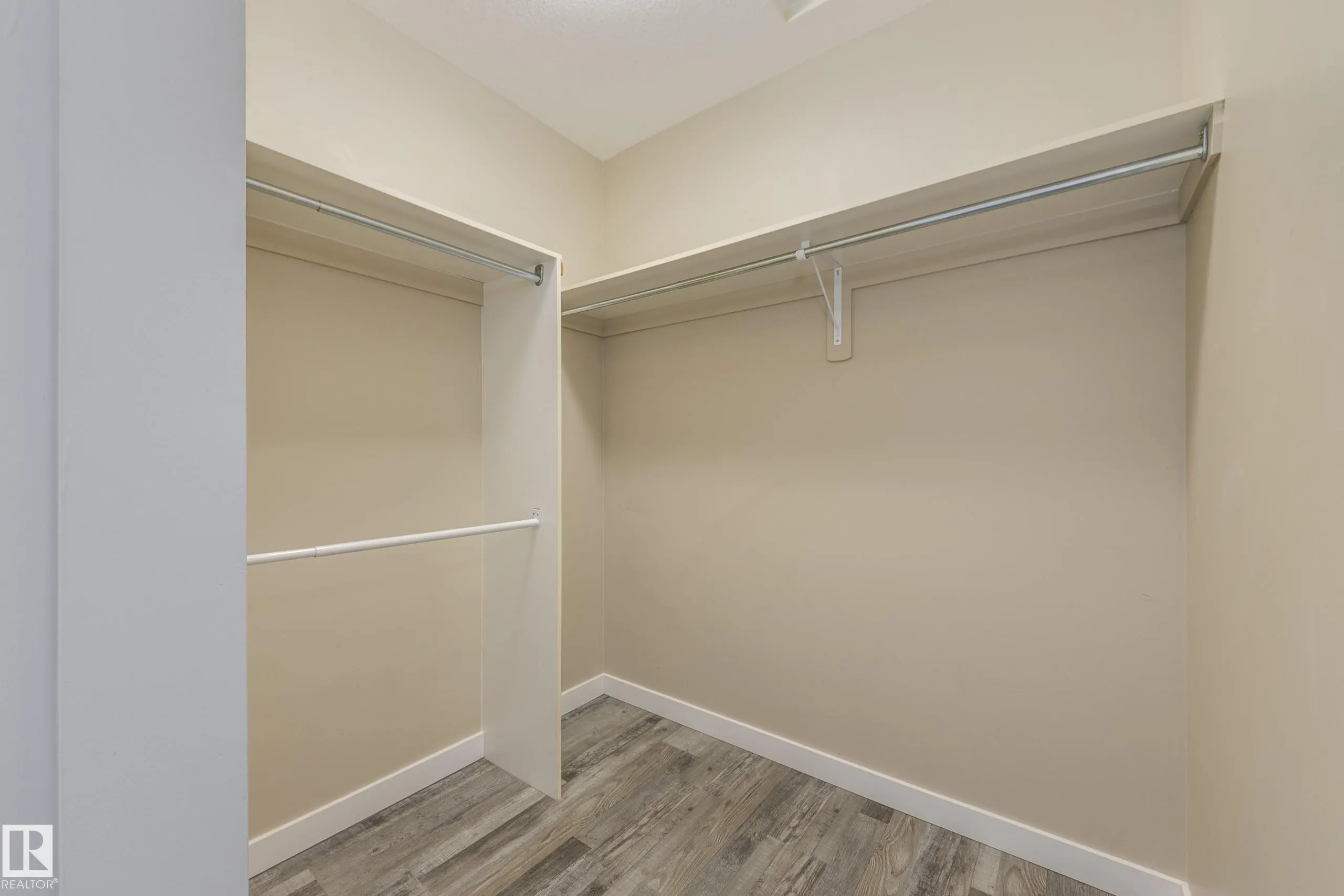 129 RIDGEBROOK Road