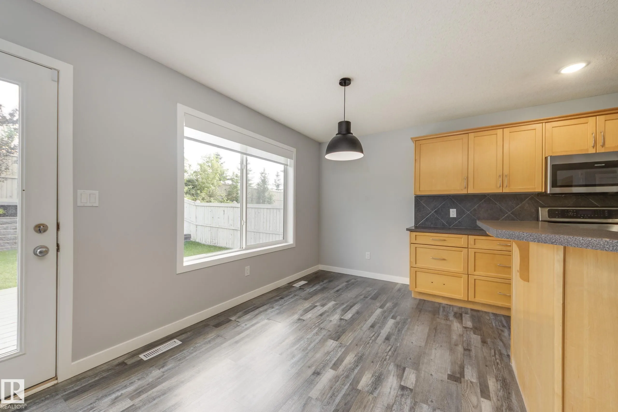 129 RIDGEBROOK Road