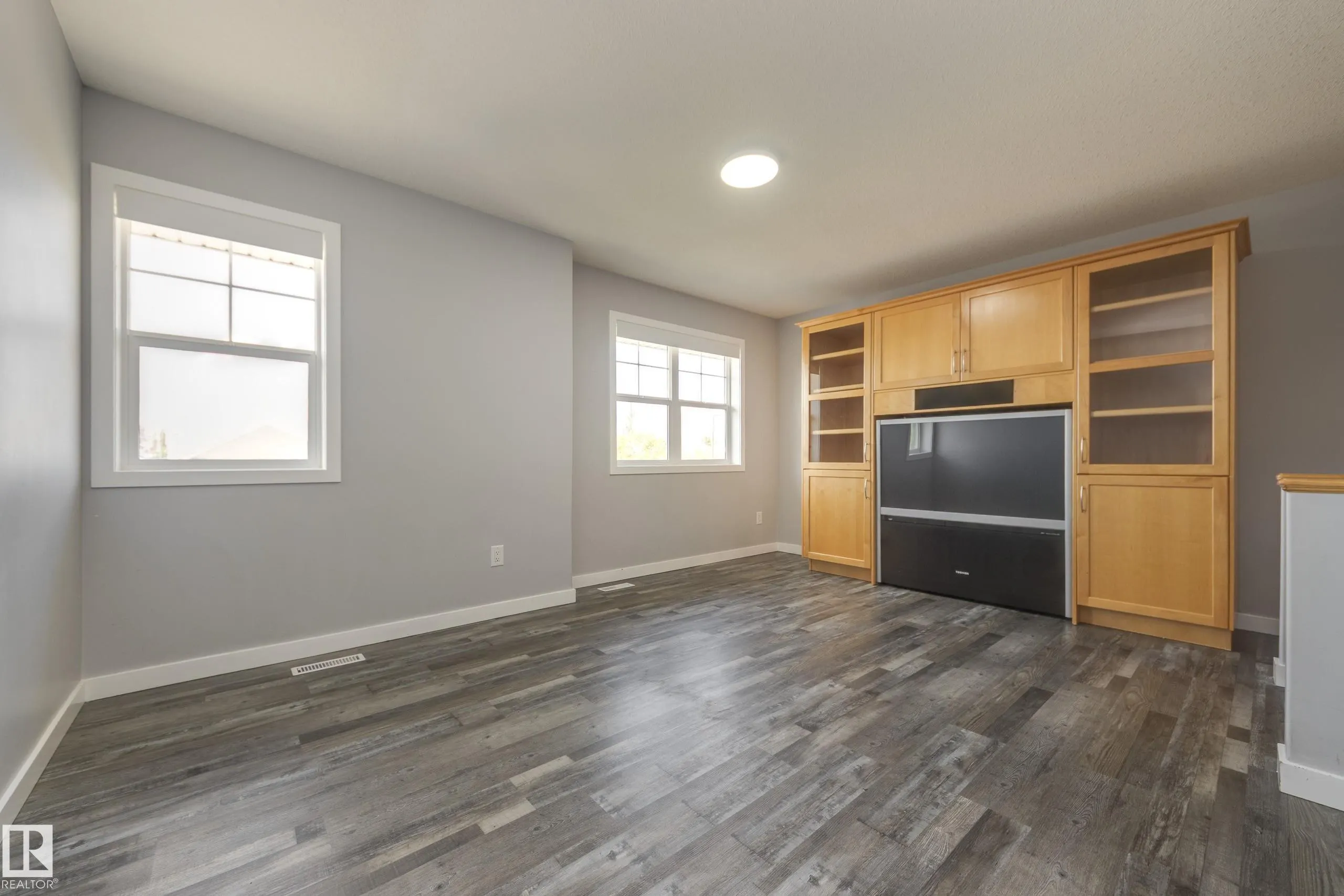 129 RIDGEBROOK Road