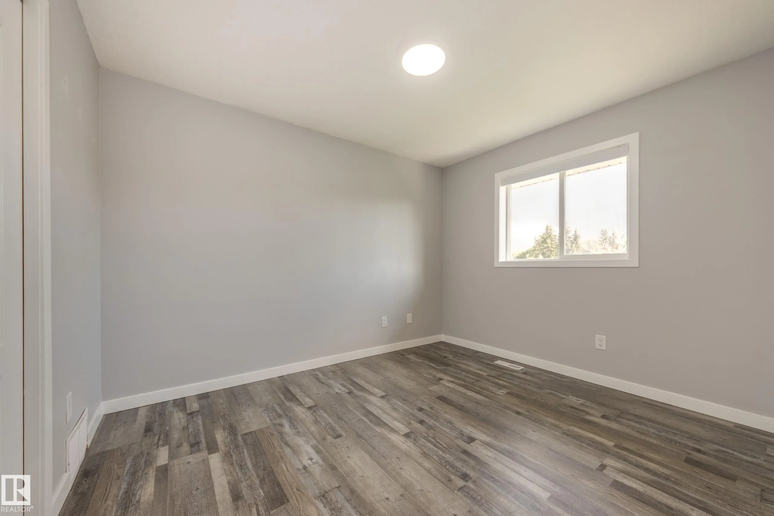 129 RIDGEBROOK Road