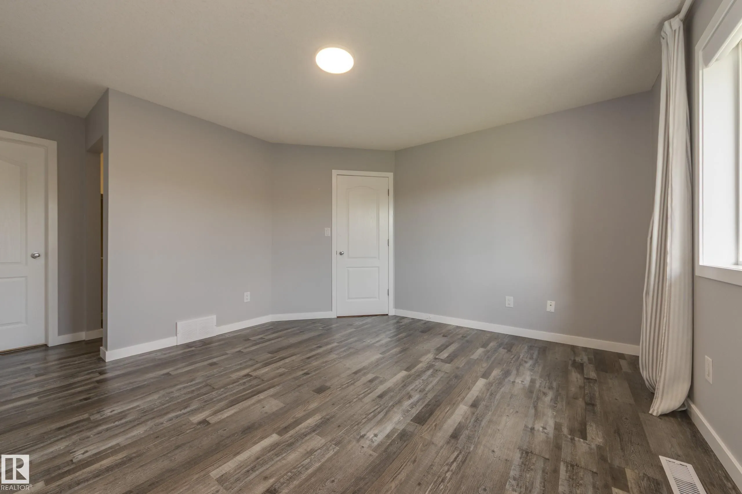 129 RIDGEBROOK Road
