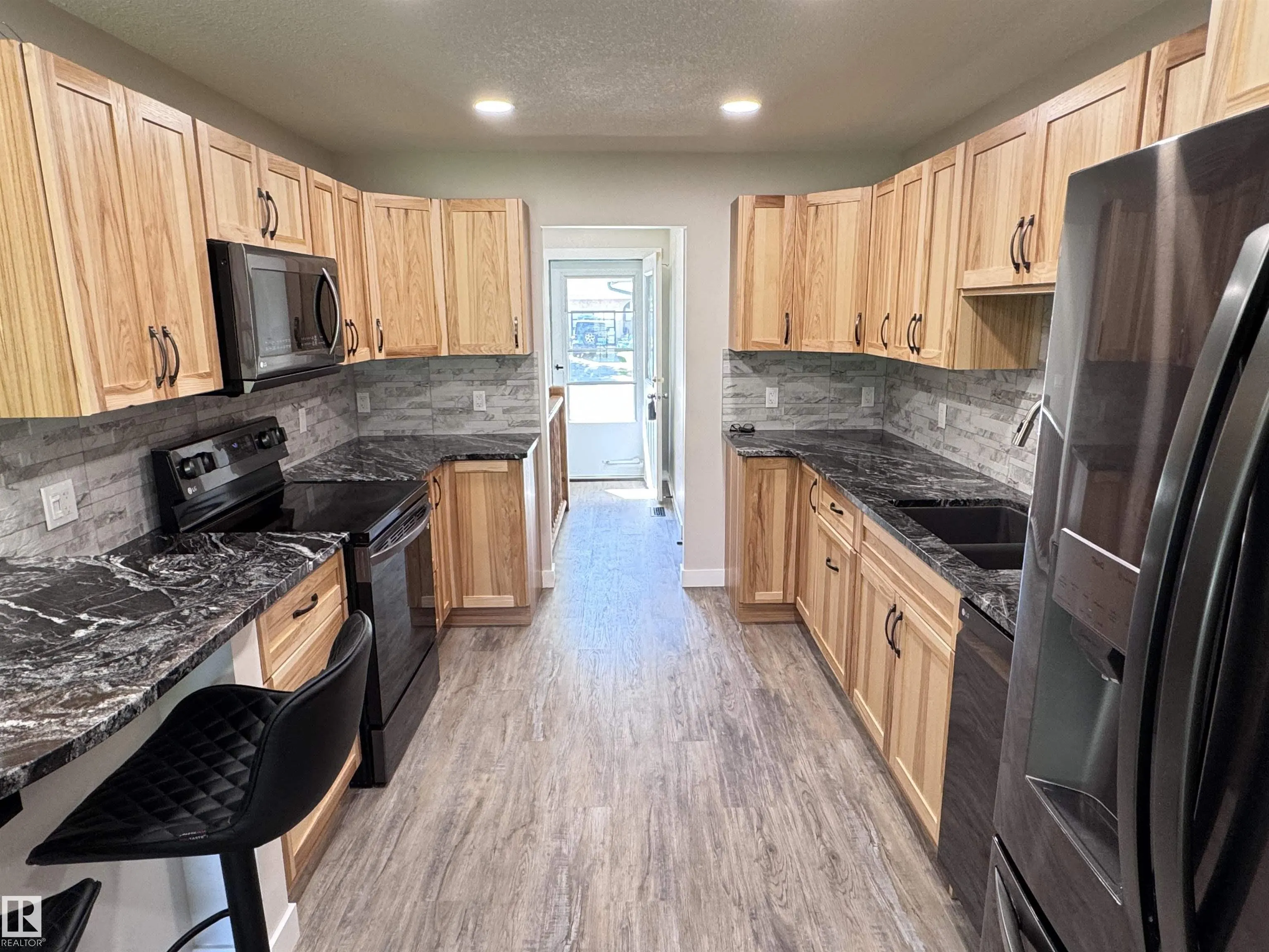 576 SAGE Crescent