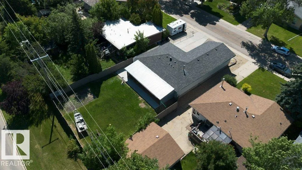576 SAGE Crescent