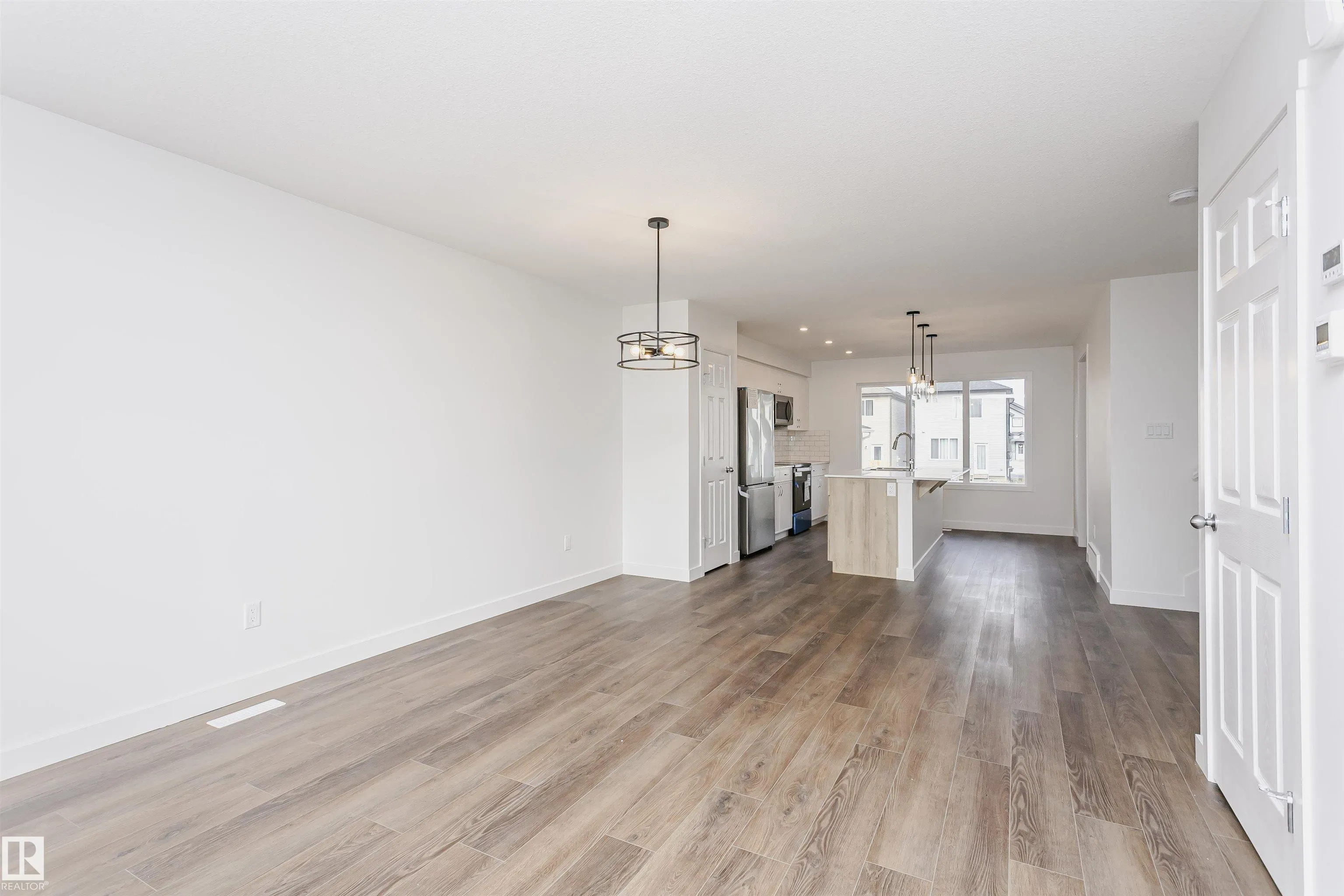 9530 CARSON BEND