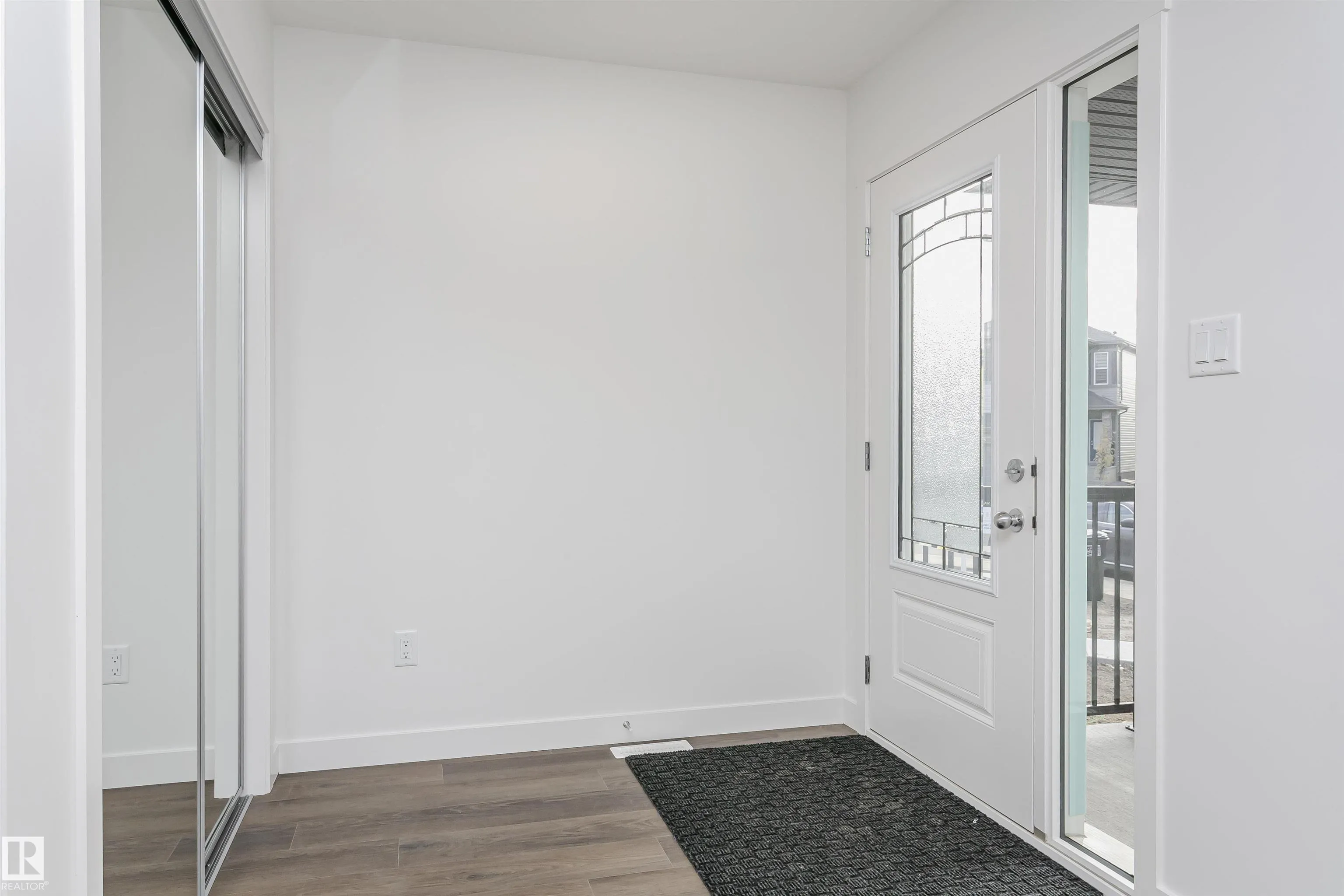 9530 CARSON BEND