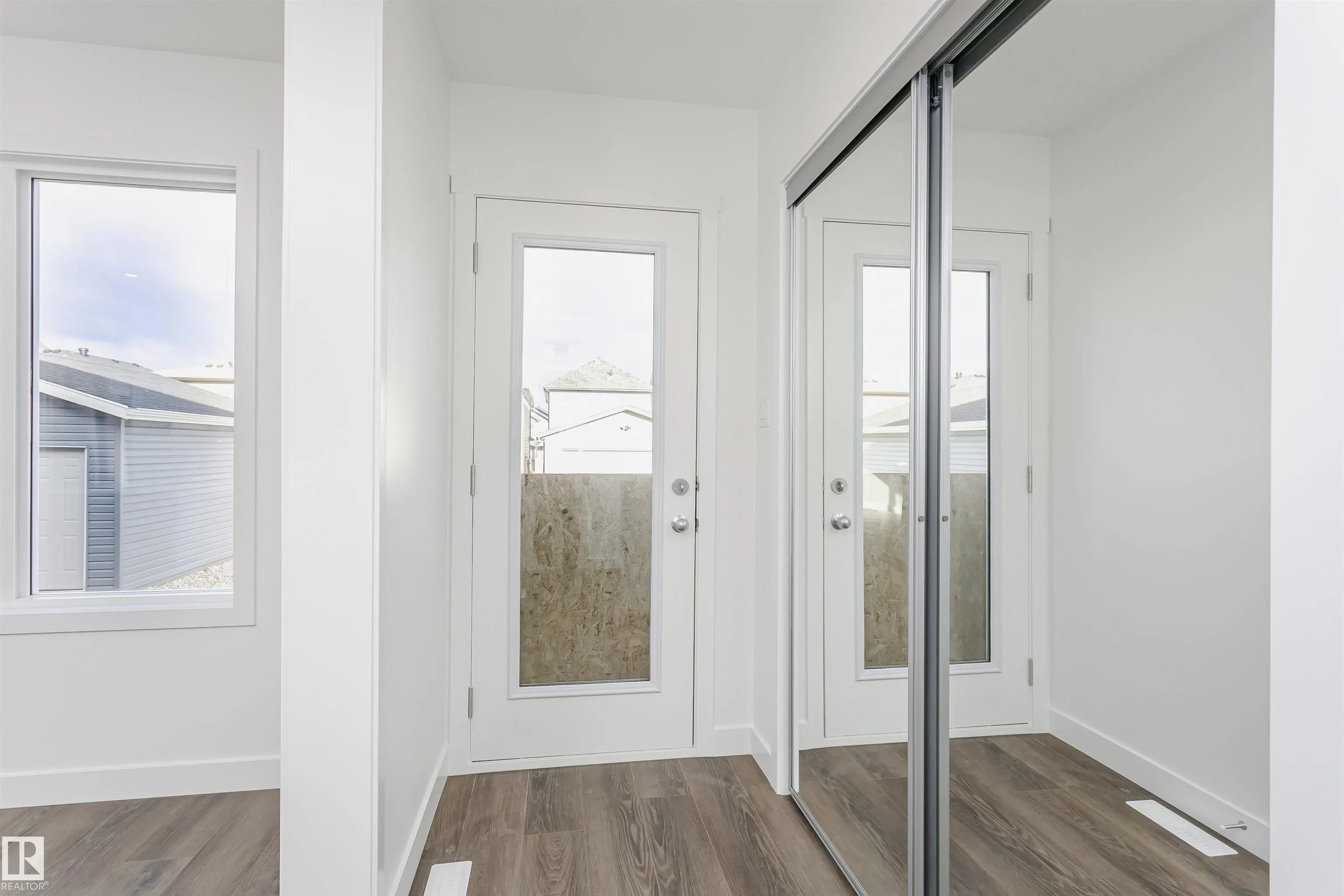 9530 CARSON BEND