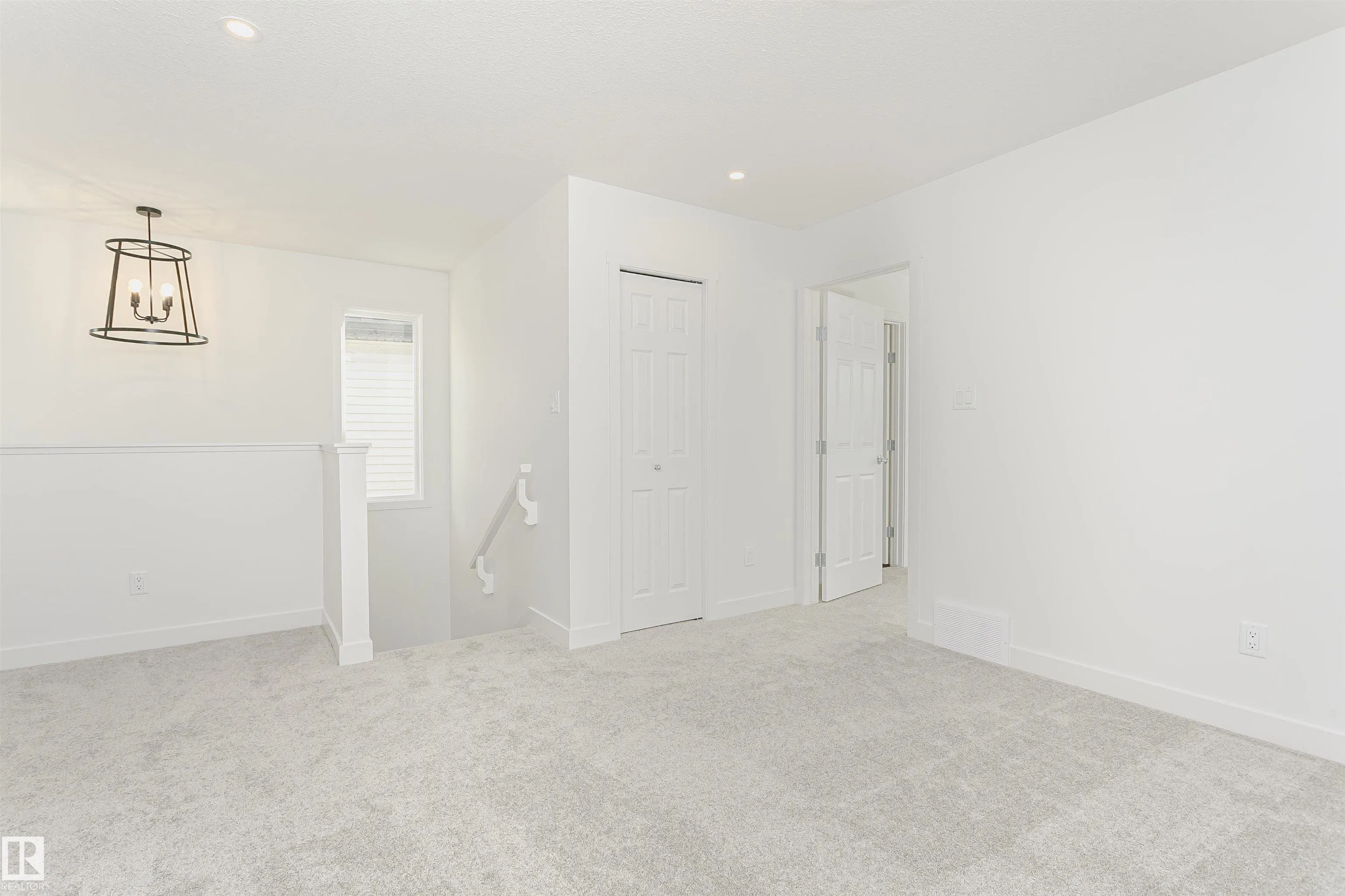 9530 CARSON BEND