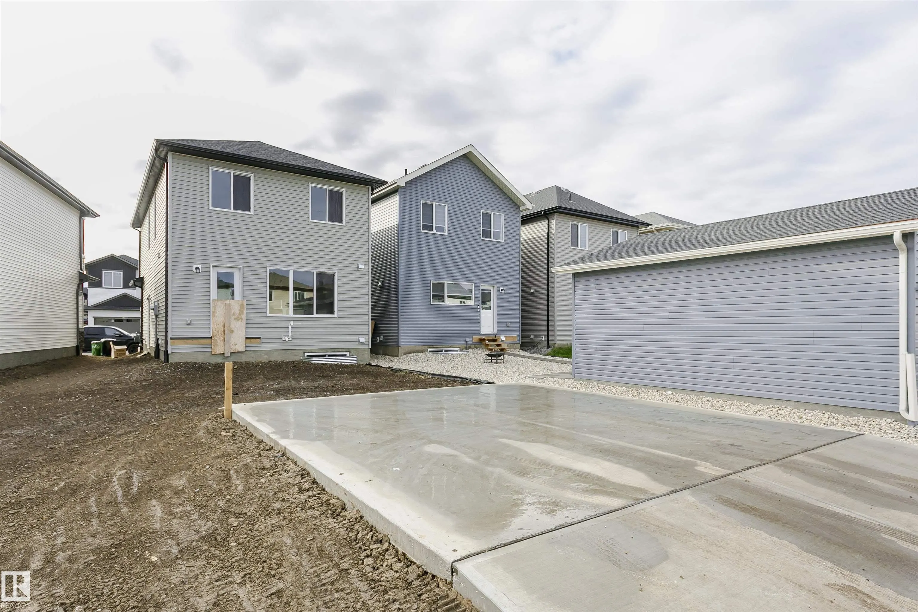 9530 CARSON BEND