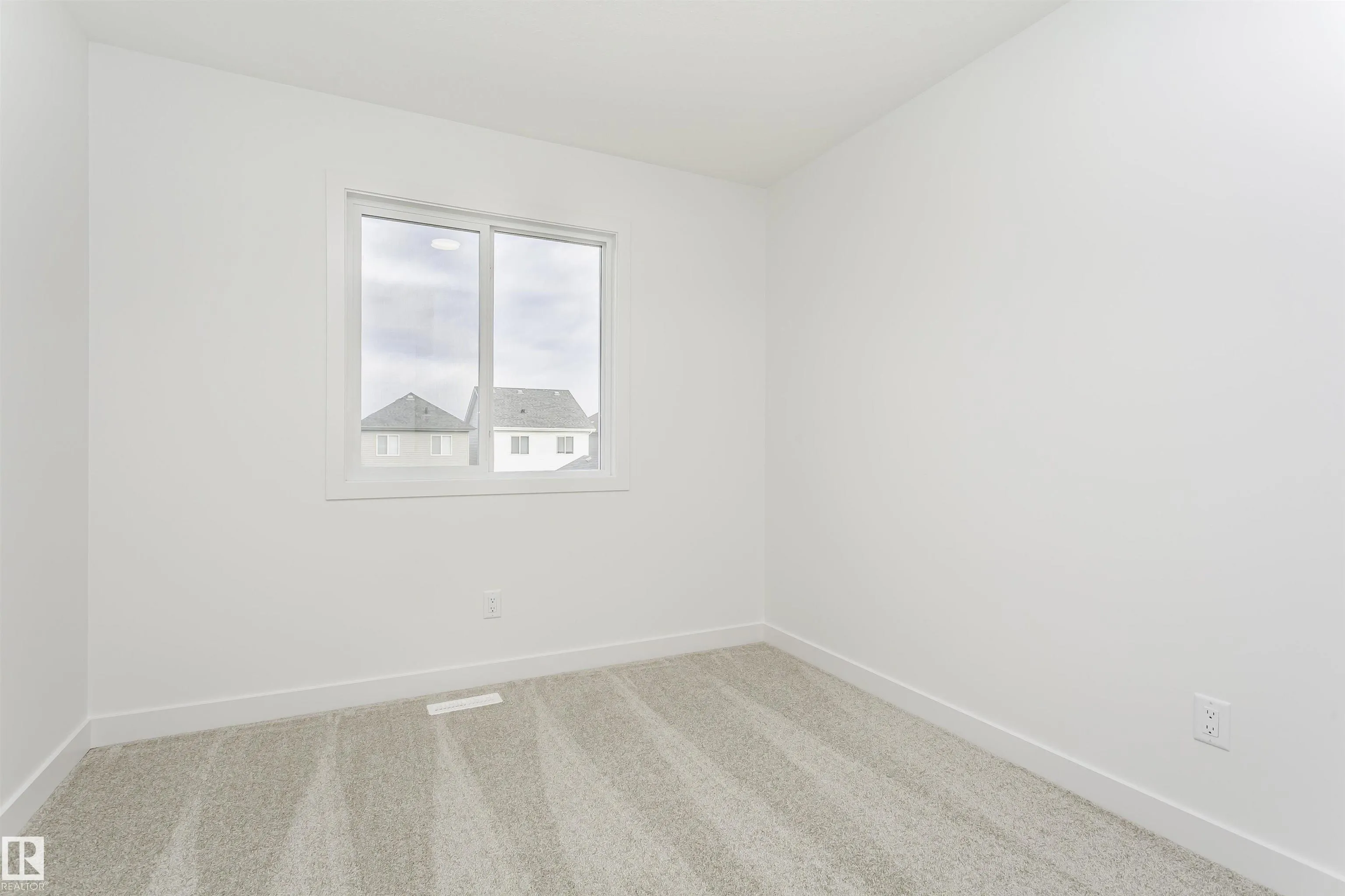 9530 CARSON BEND