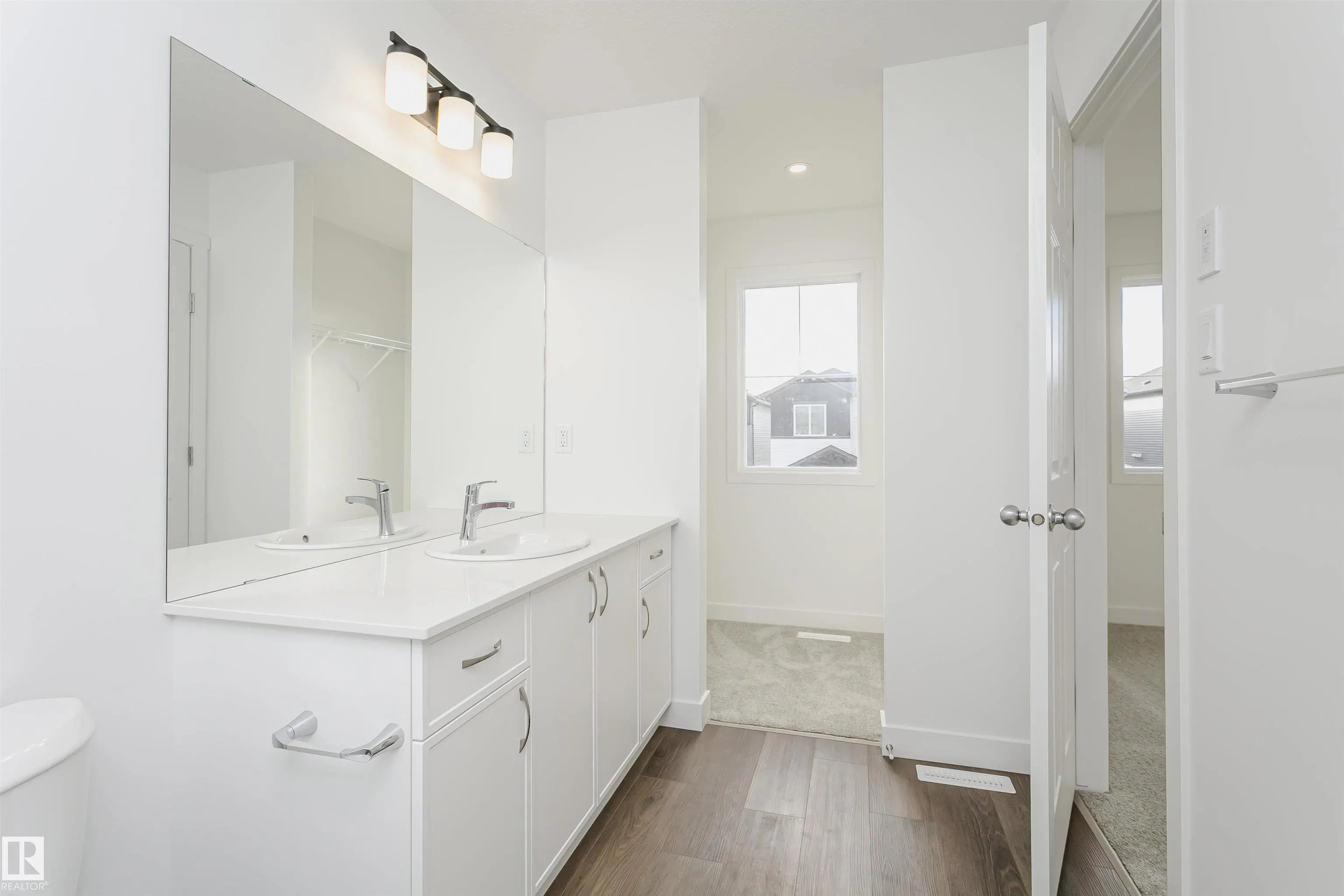 9530 CARSON BEND