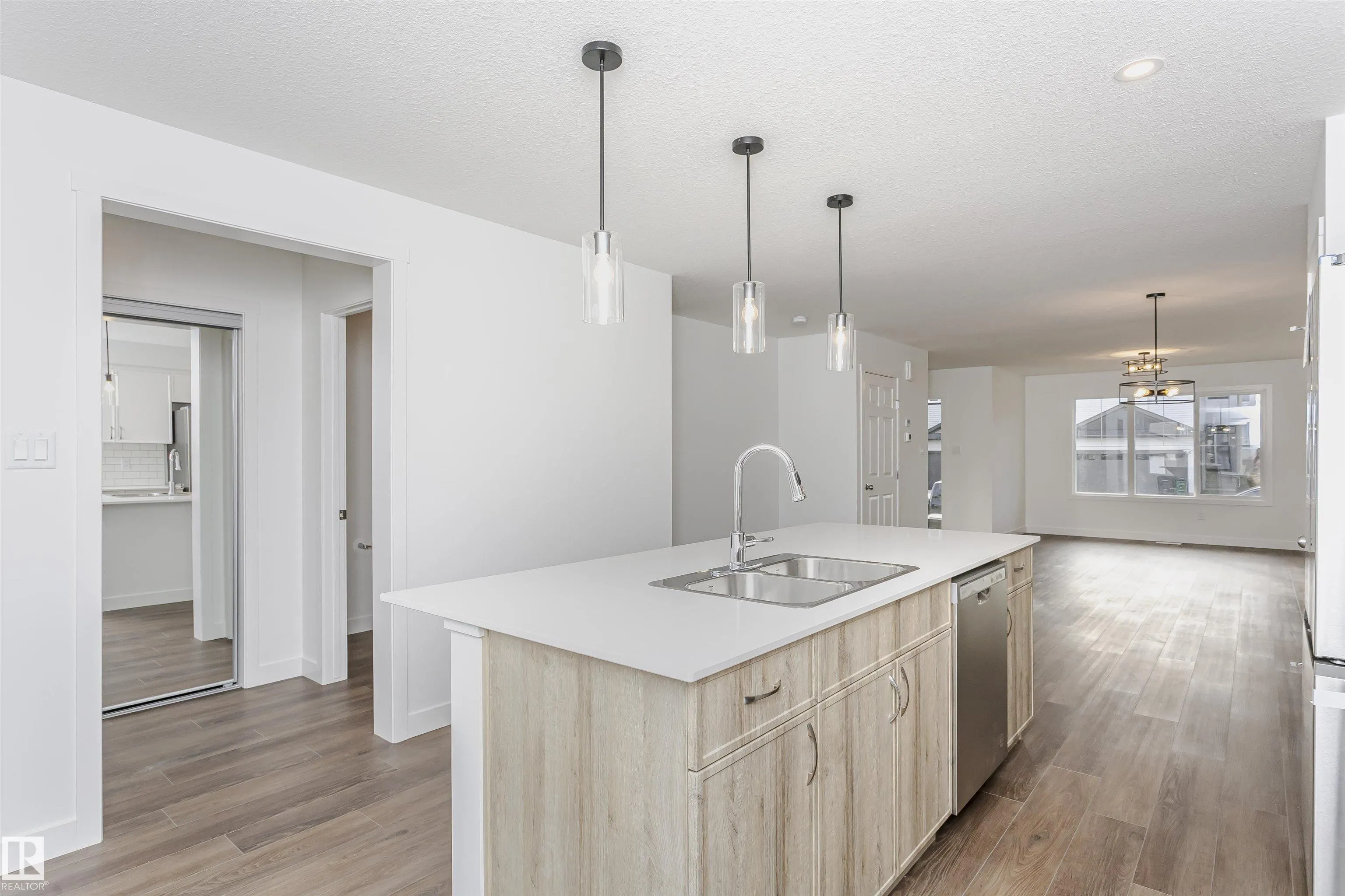 9530 CARSON BEND