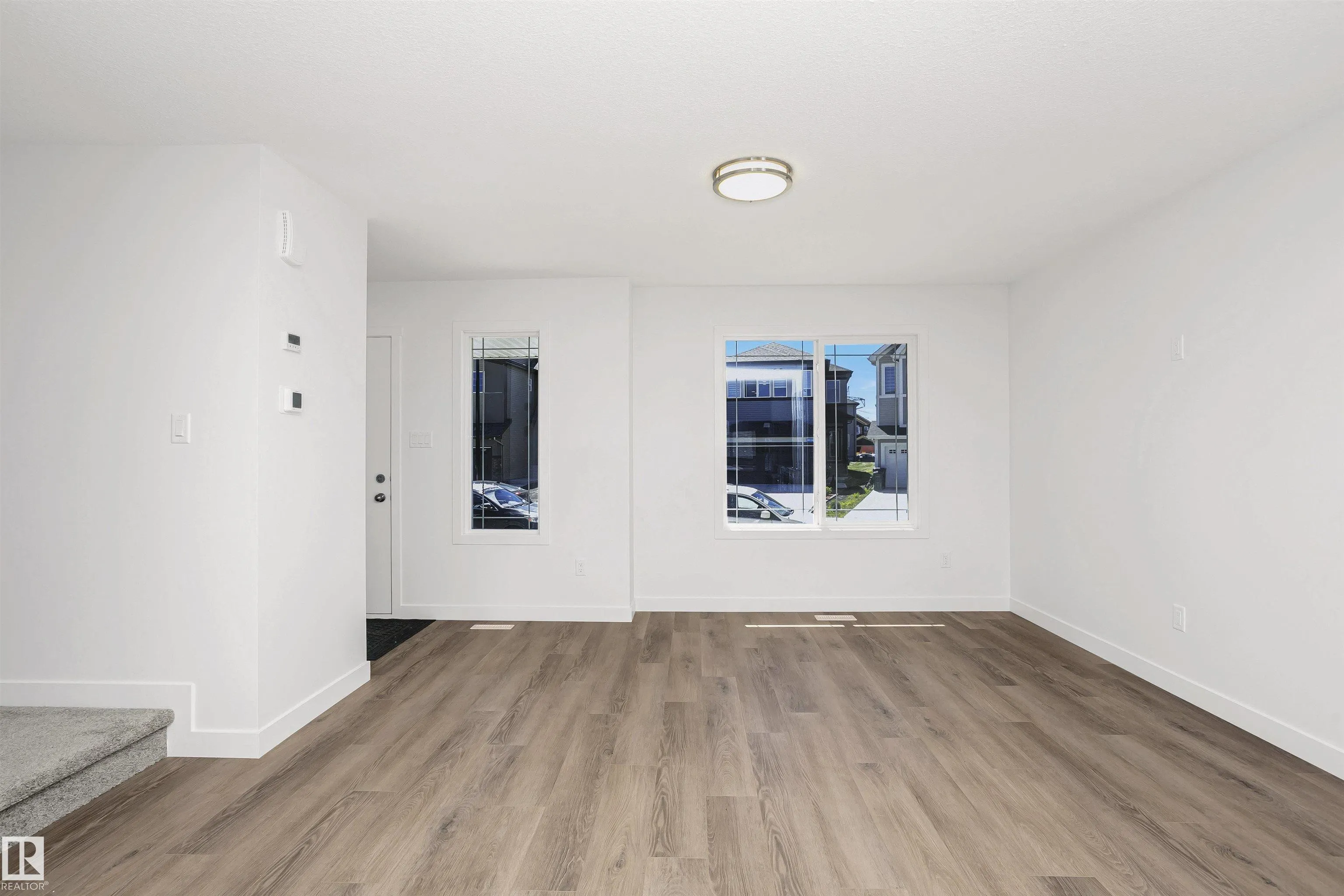 9552 CARSON BEND