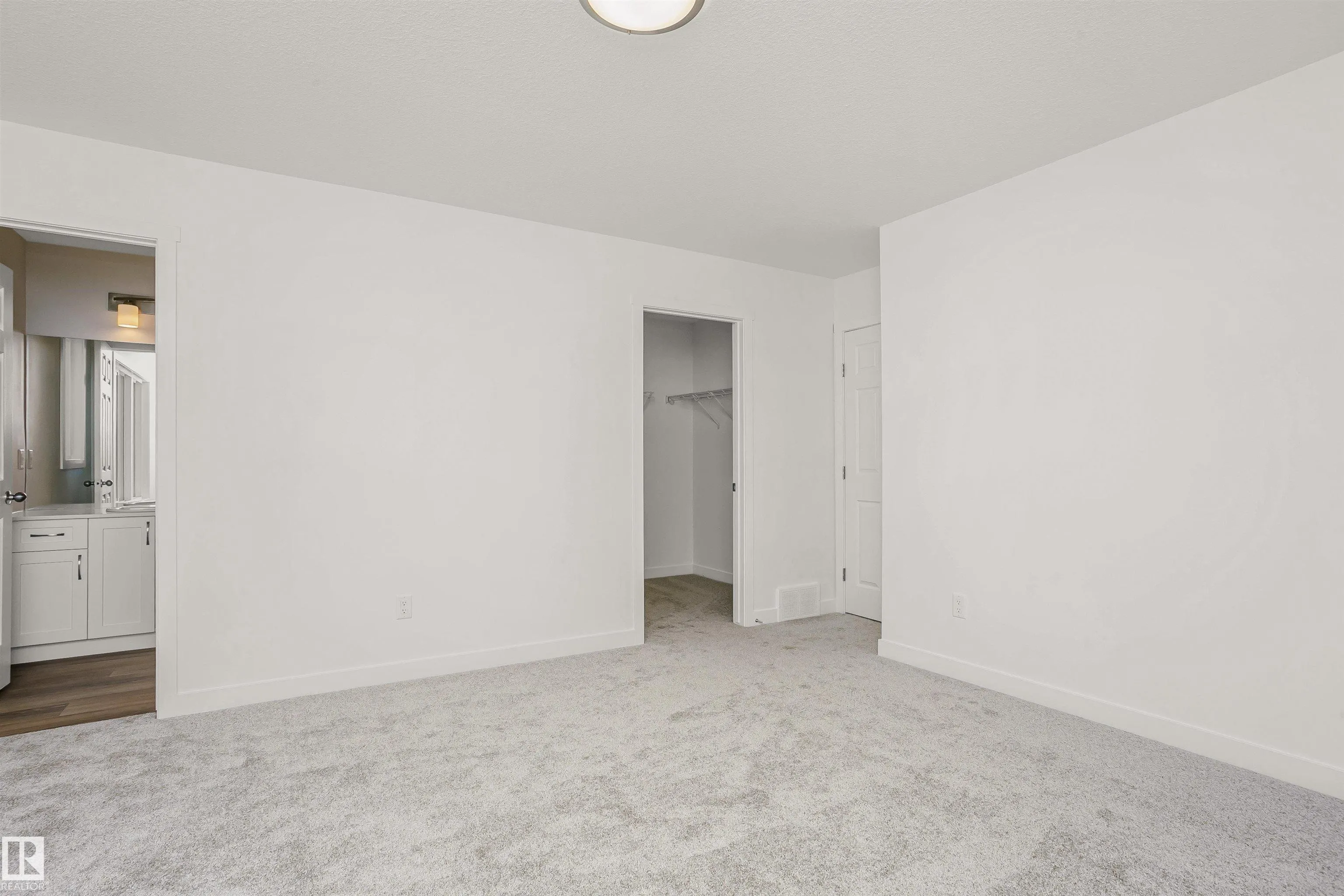 9552 CARSON BEND