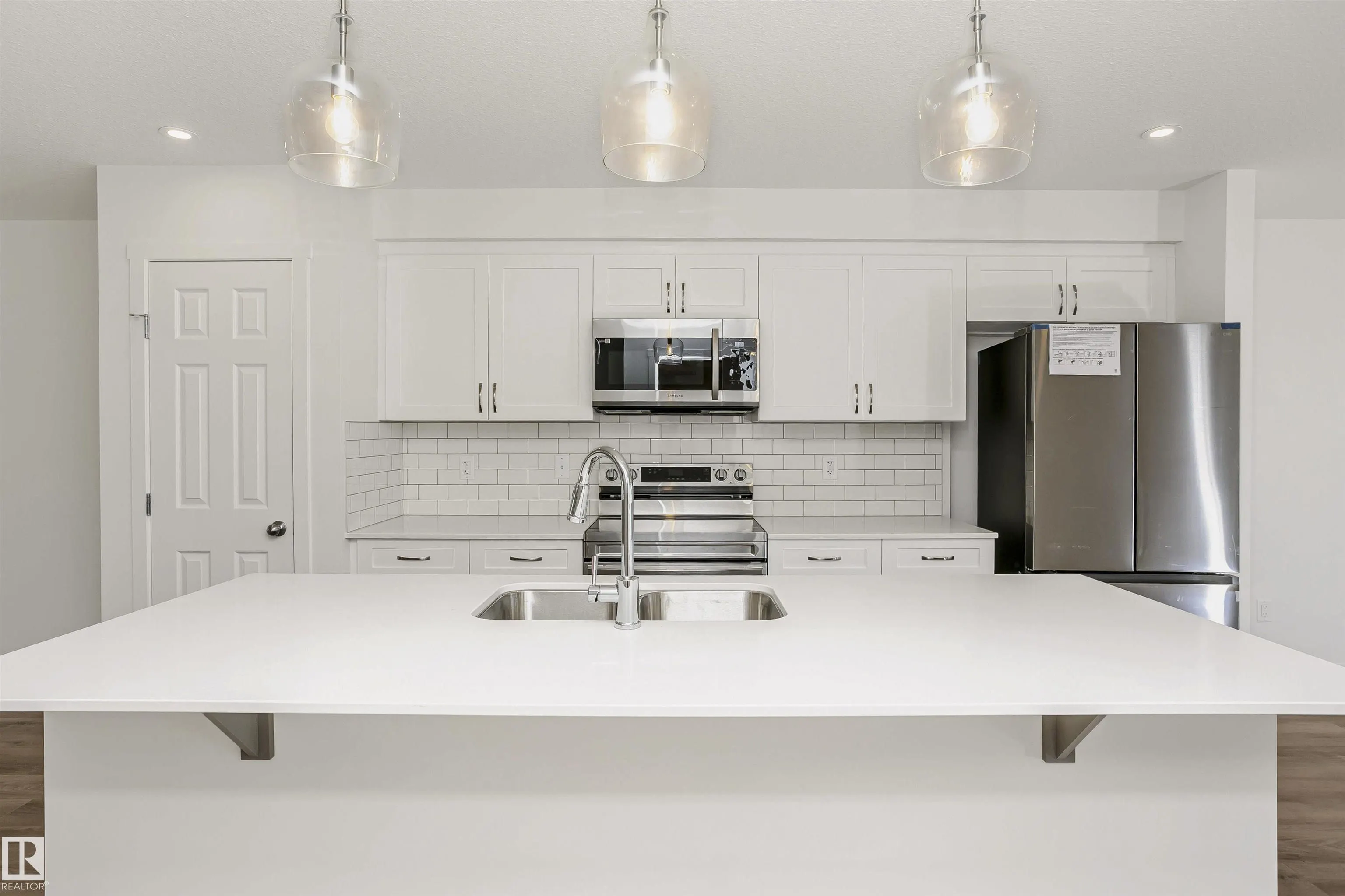 9552 CARSON BEND