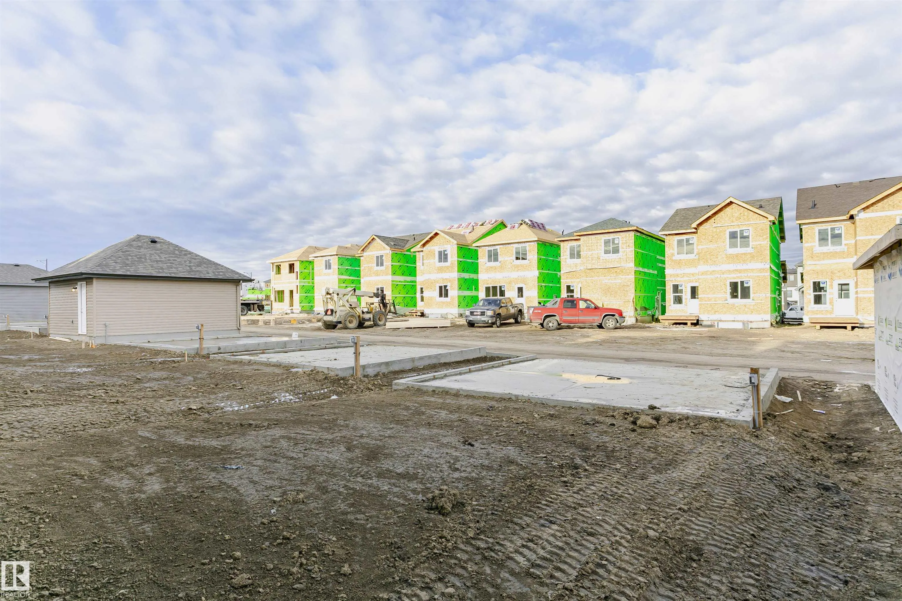 9564 CARSON BEND