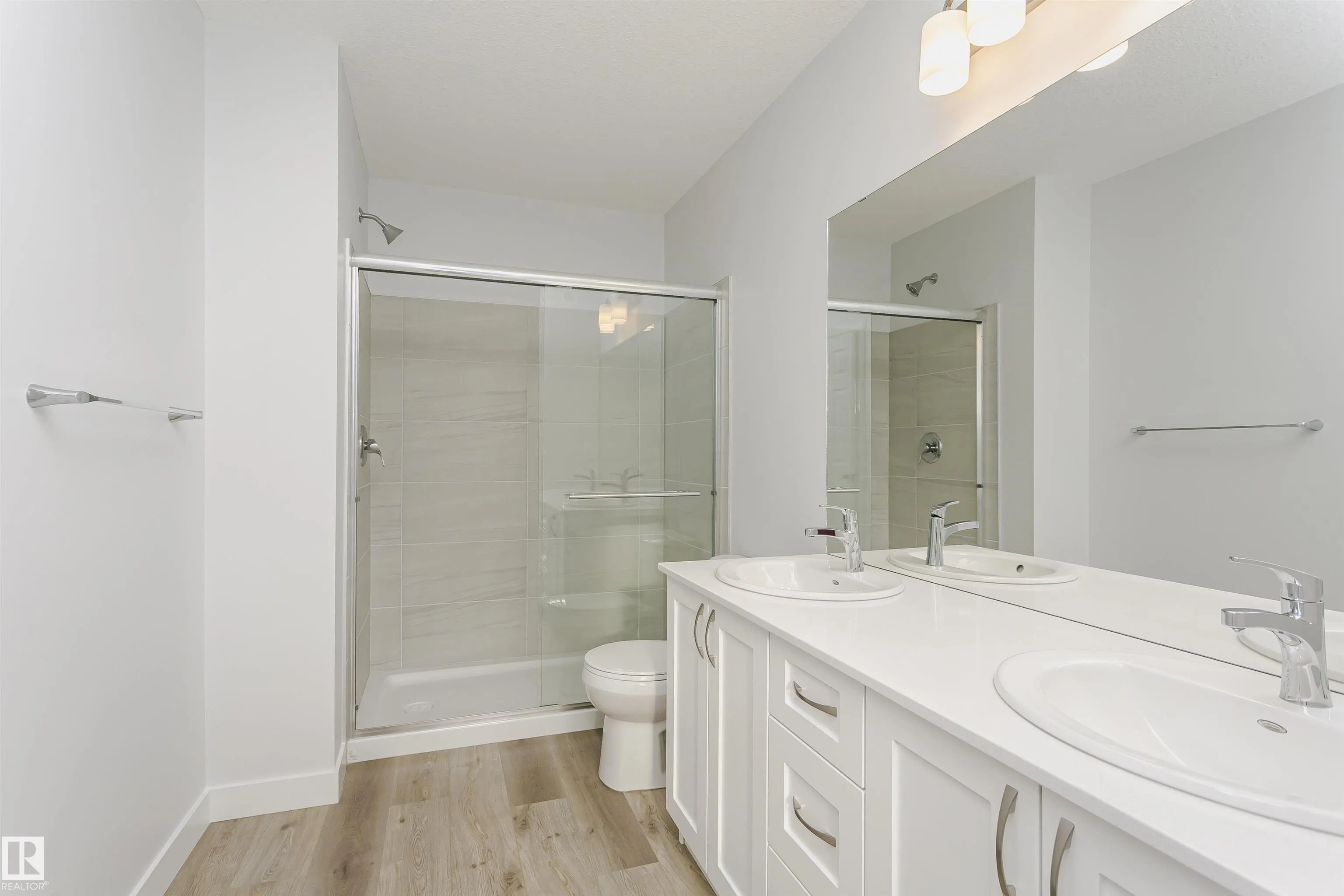 9564 CARSON BEND